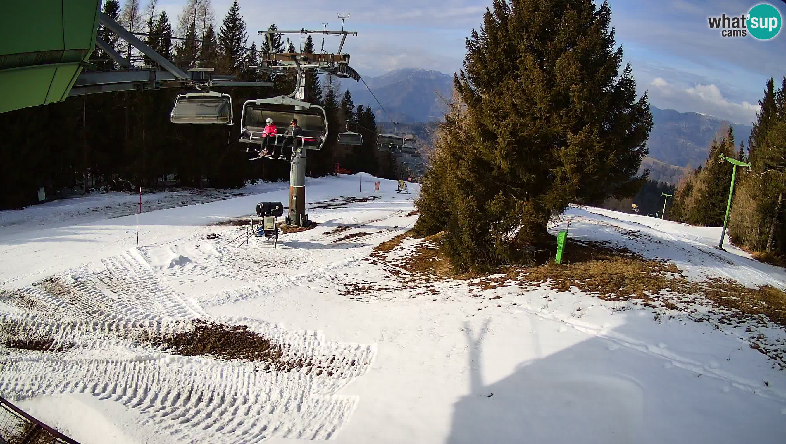 Skijalište Cerkno web kamera Lom – Slovenija