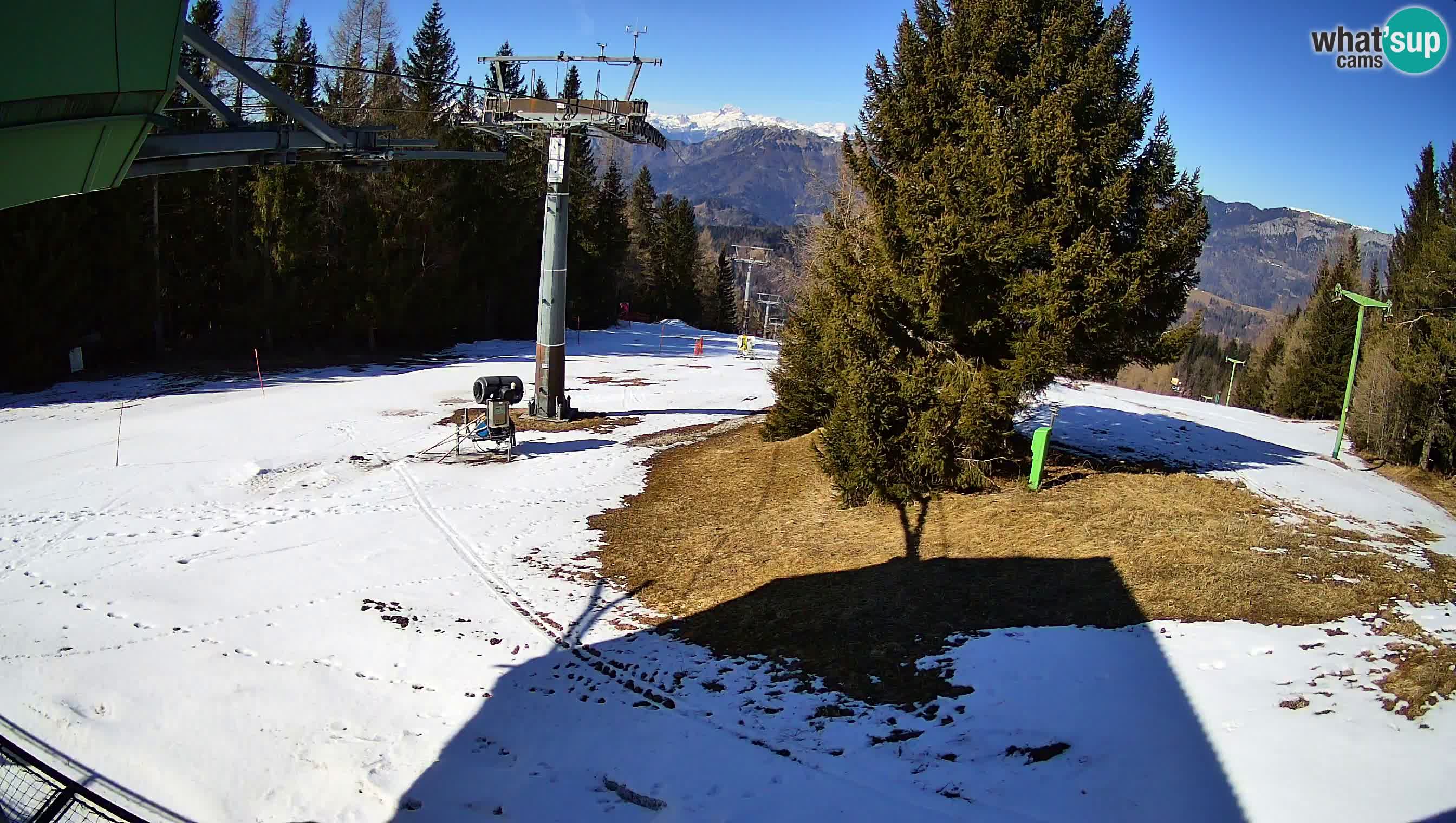 Smušišče Cerkno spletna kamera Lom zgornja proga