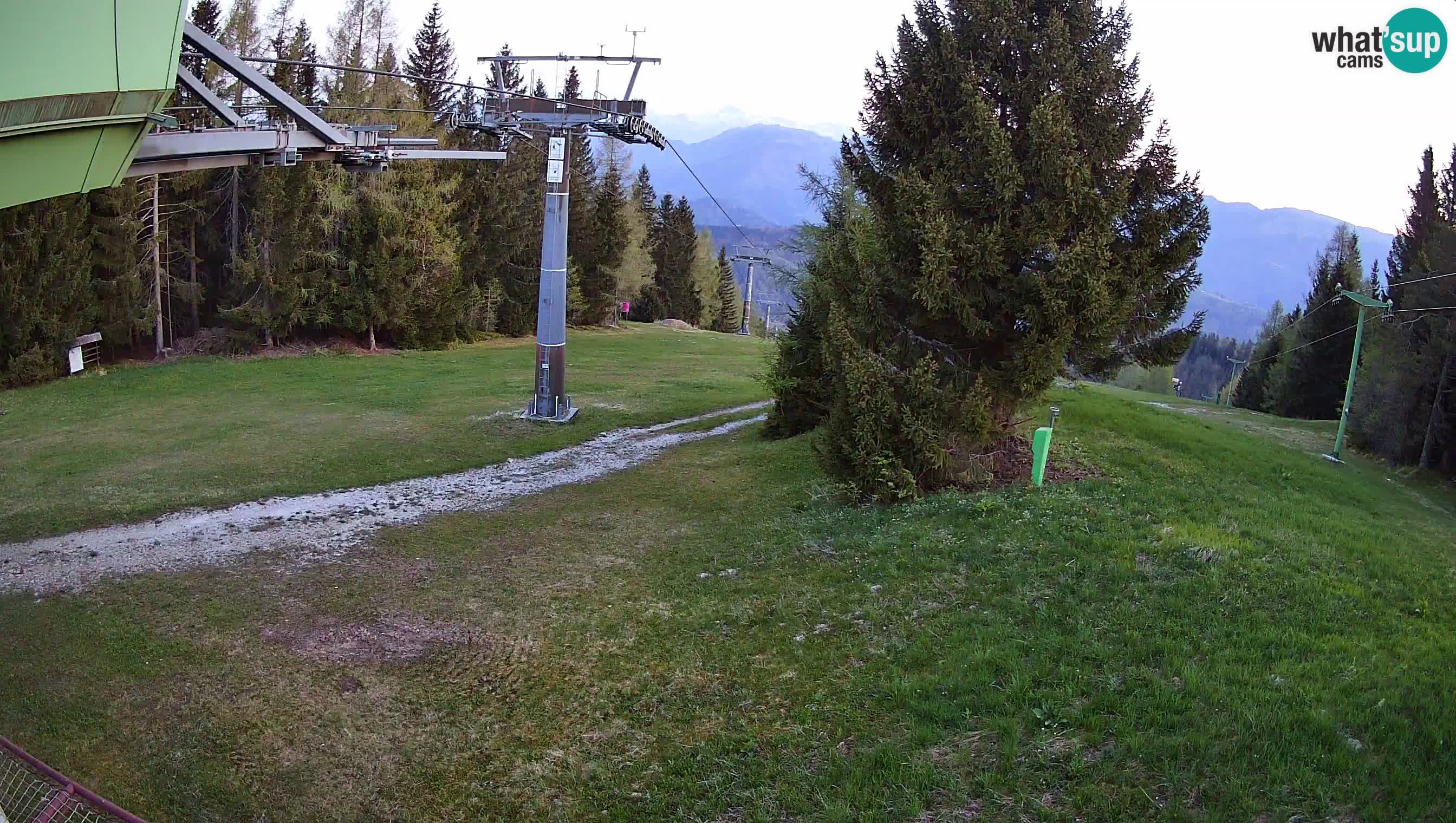 Skijalište Cerkno web kamera Lom – Slovenija