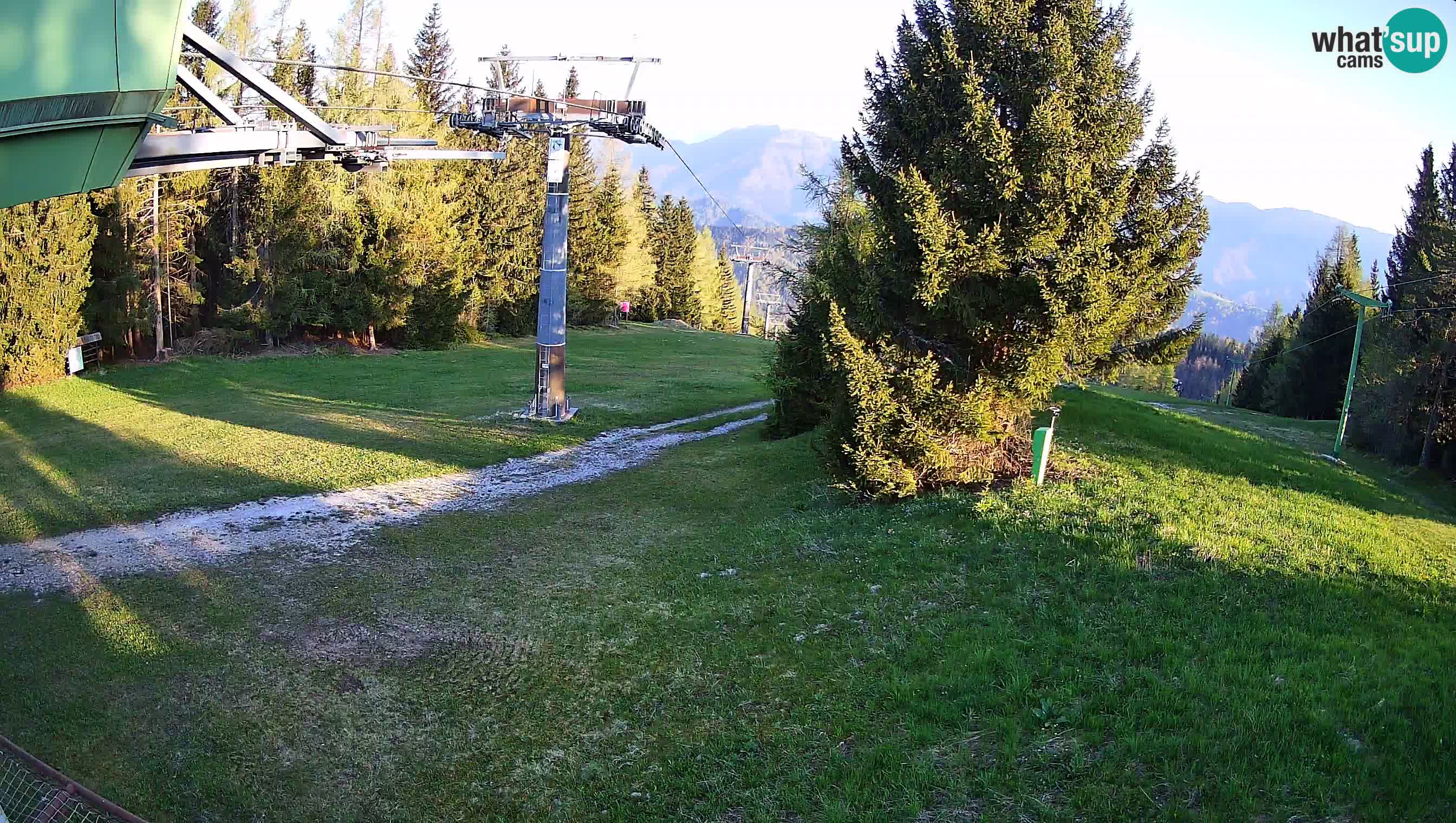 Skijalište Cerkno web kamera Lom – Slovenija