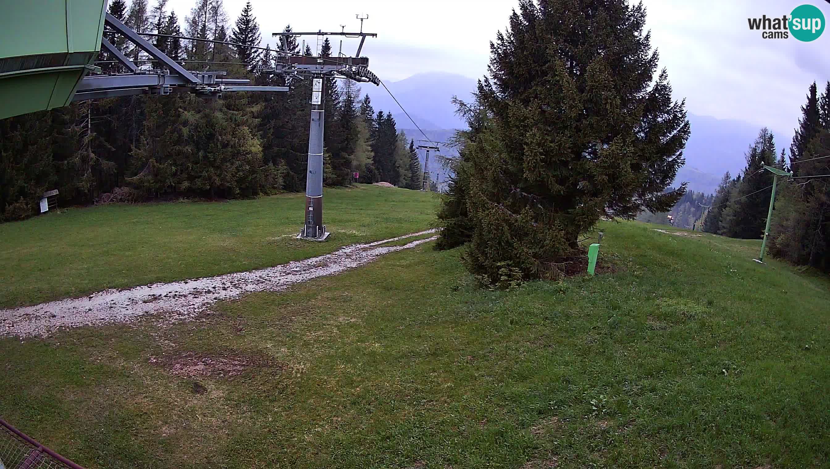 Smušišče Cerkno spletna kamera Lom zgornja proga