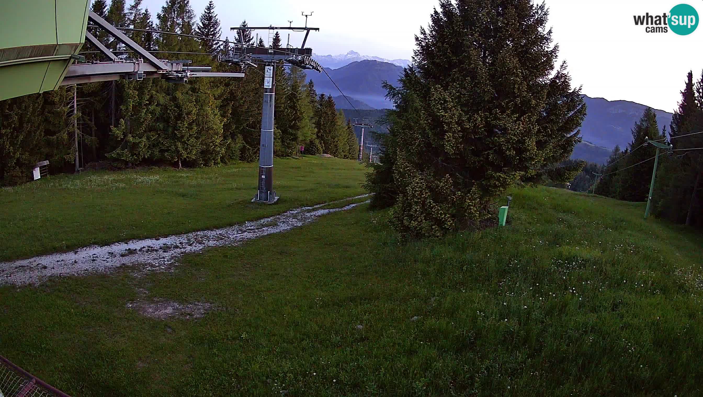 Skijalište Cerkno web kamera Lom – Slovenija