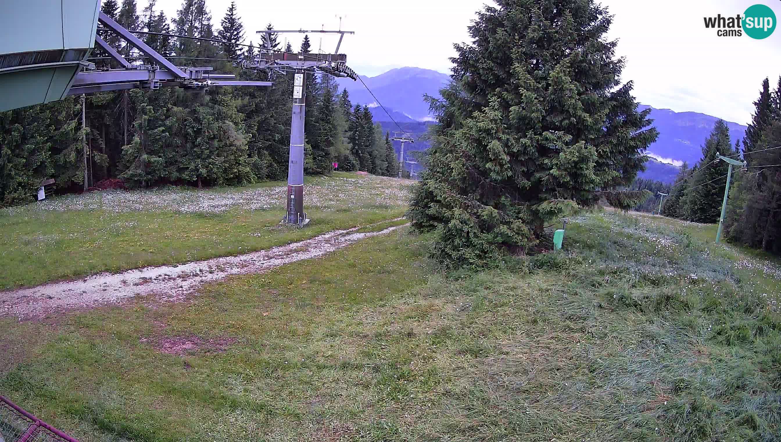Smušišče Cerkno spletna kamera Lom zgornja proga