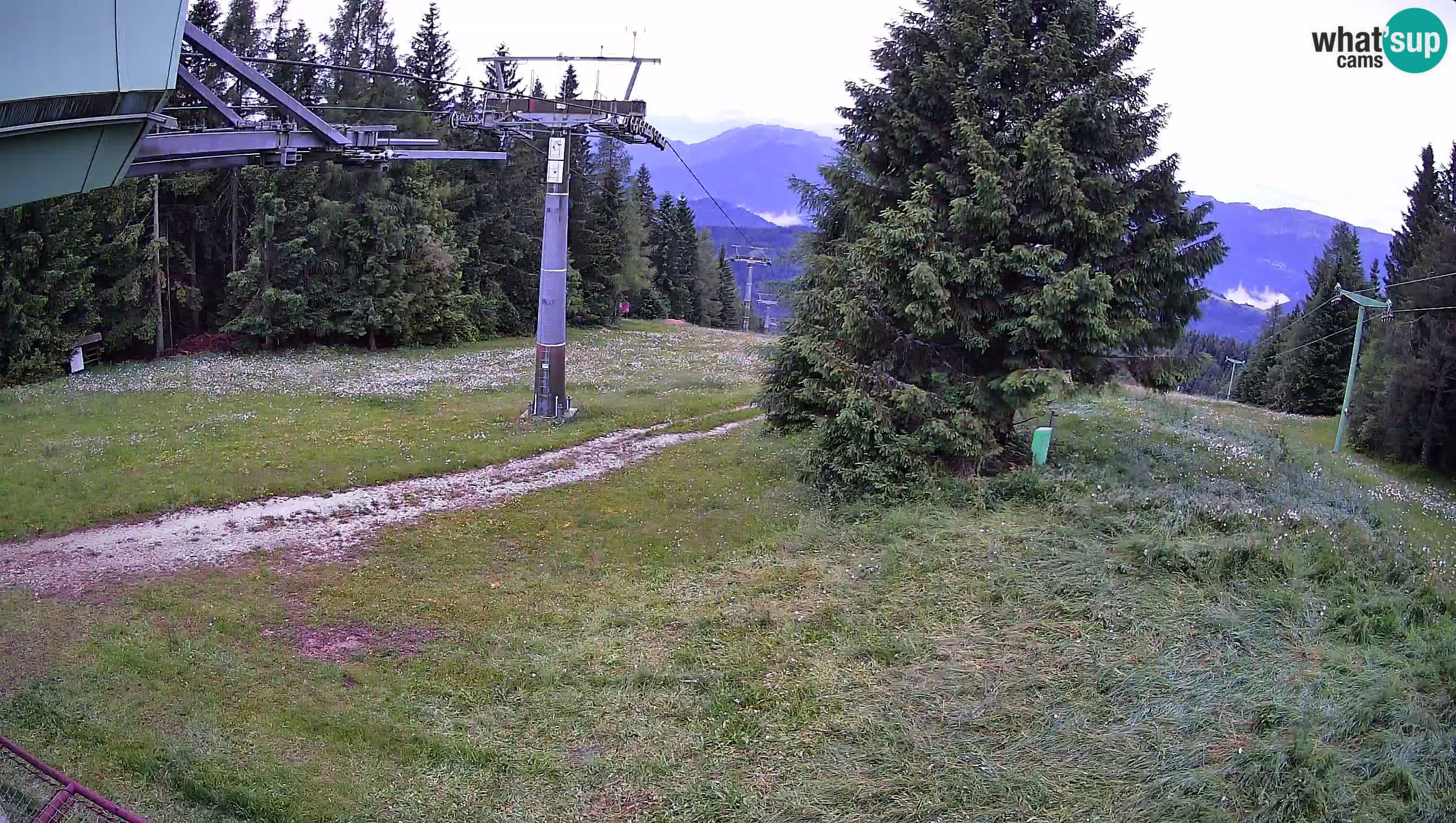 Skijalište Cerkno web kamera Lom – Slovenija