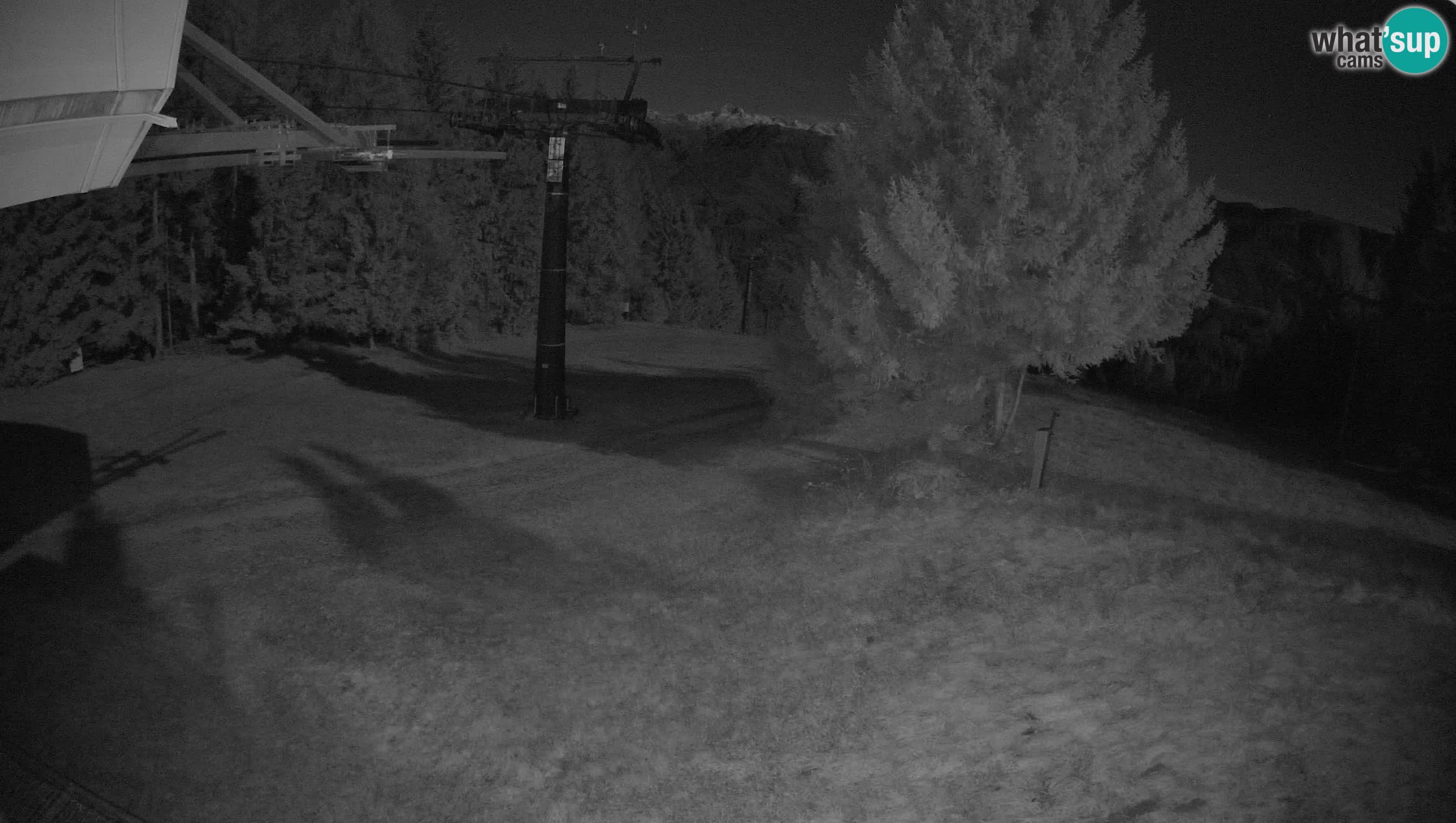 Smušišče Cerkno spletna kamera Lom zgornja proga