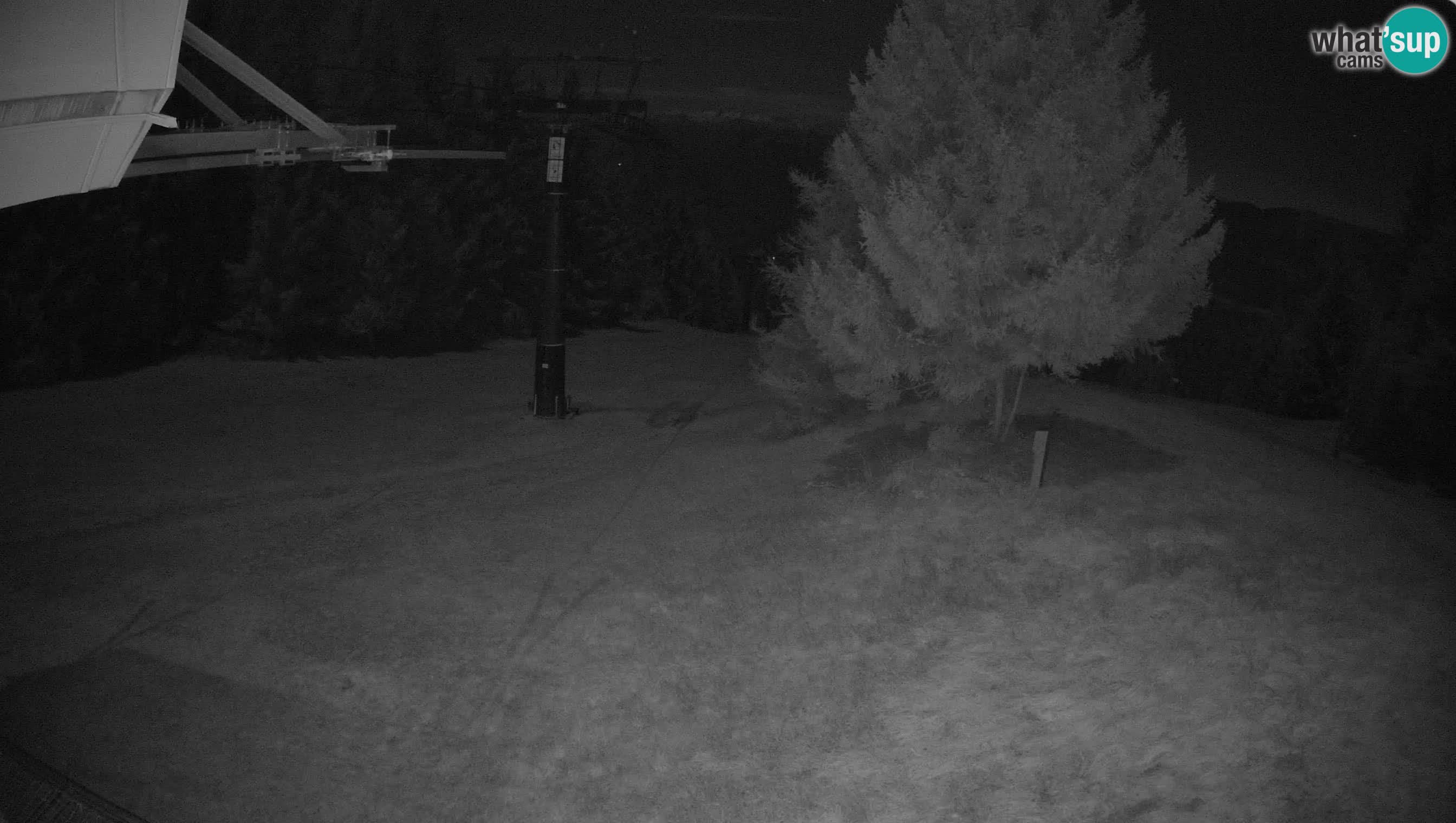 Smušišče Cerkno spletna kamera Lom zgornja proga