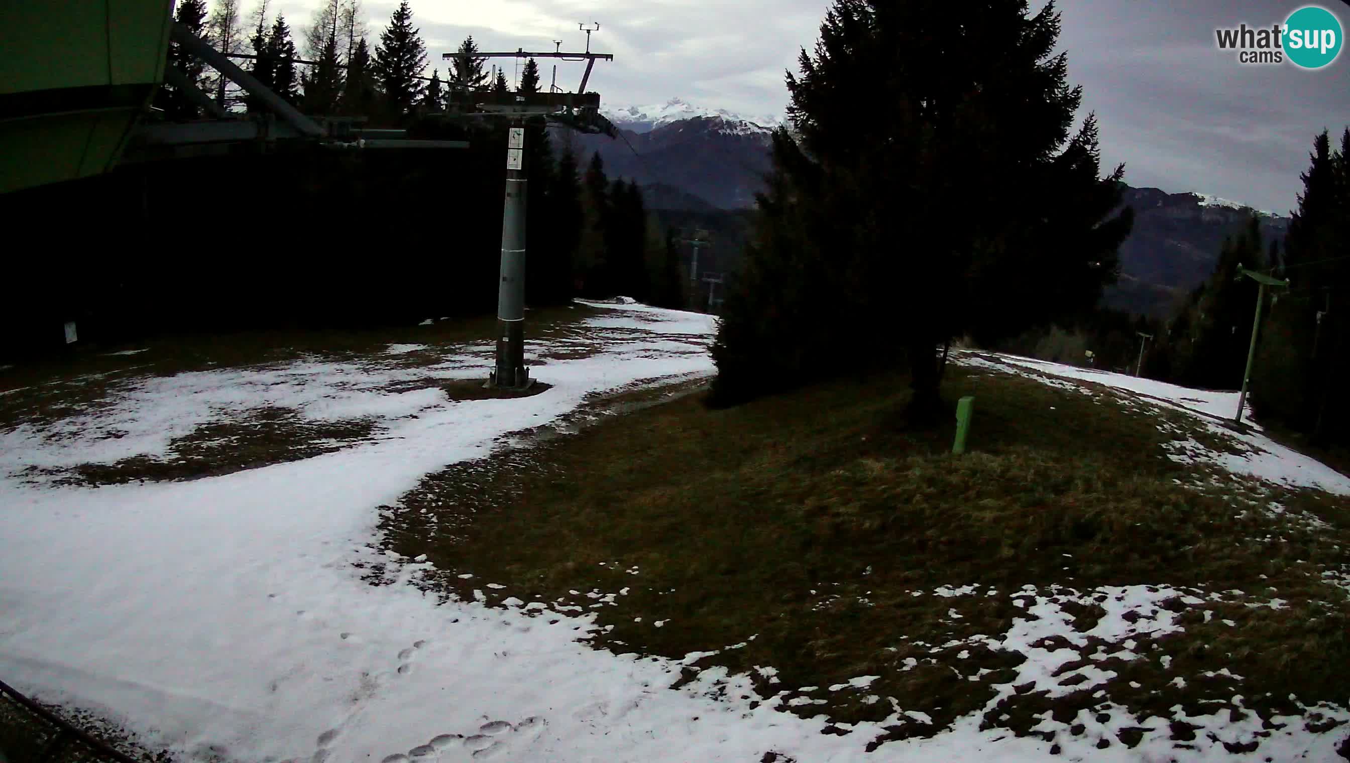 Cámara en vivo Estación de esquí de Cerkno Lom – Eslovenia