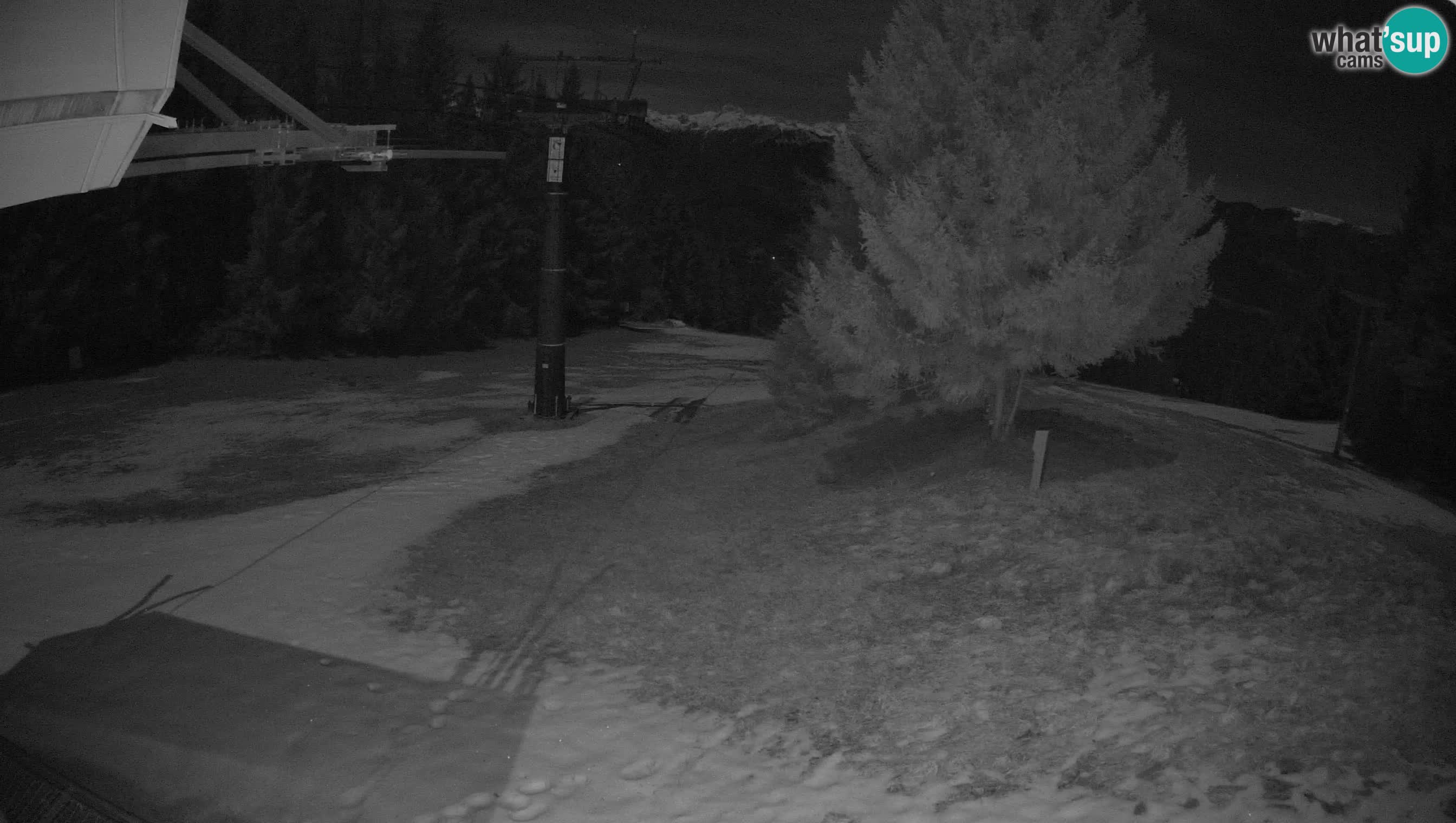 Smušišče Cerkno spletna kamera Lom zgornja proga