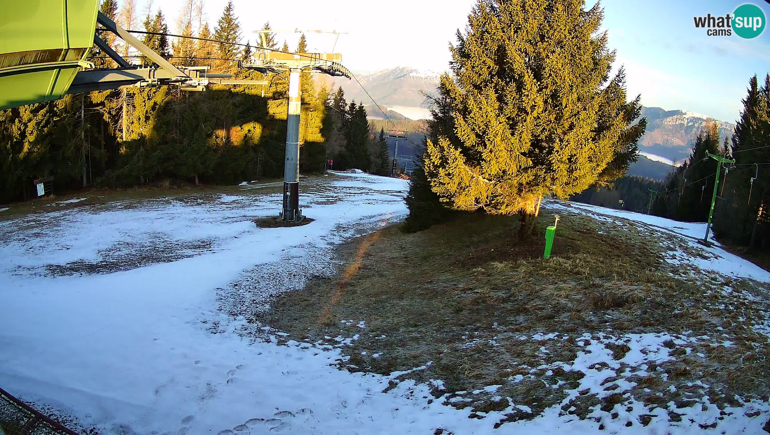 Cámara en vivo Estación de esquí de Cerkno Lom – Eslovenia