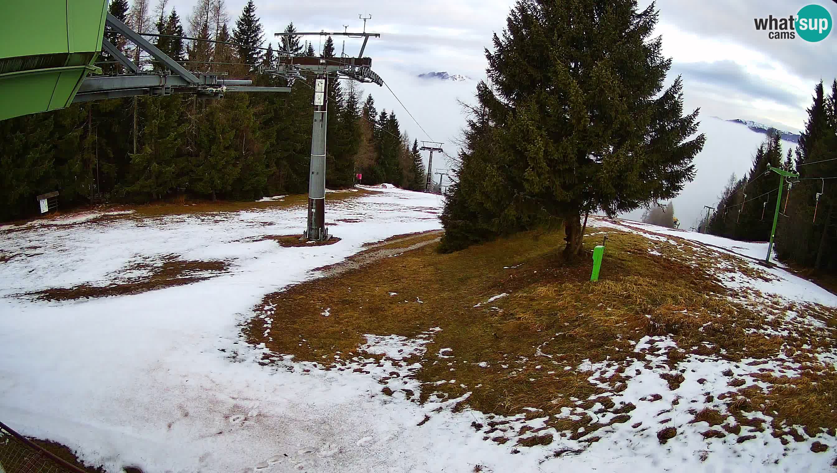 Skijalište Cerkno web kamera Lom – Slovenija