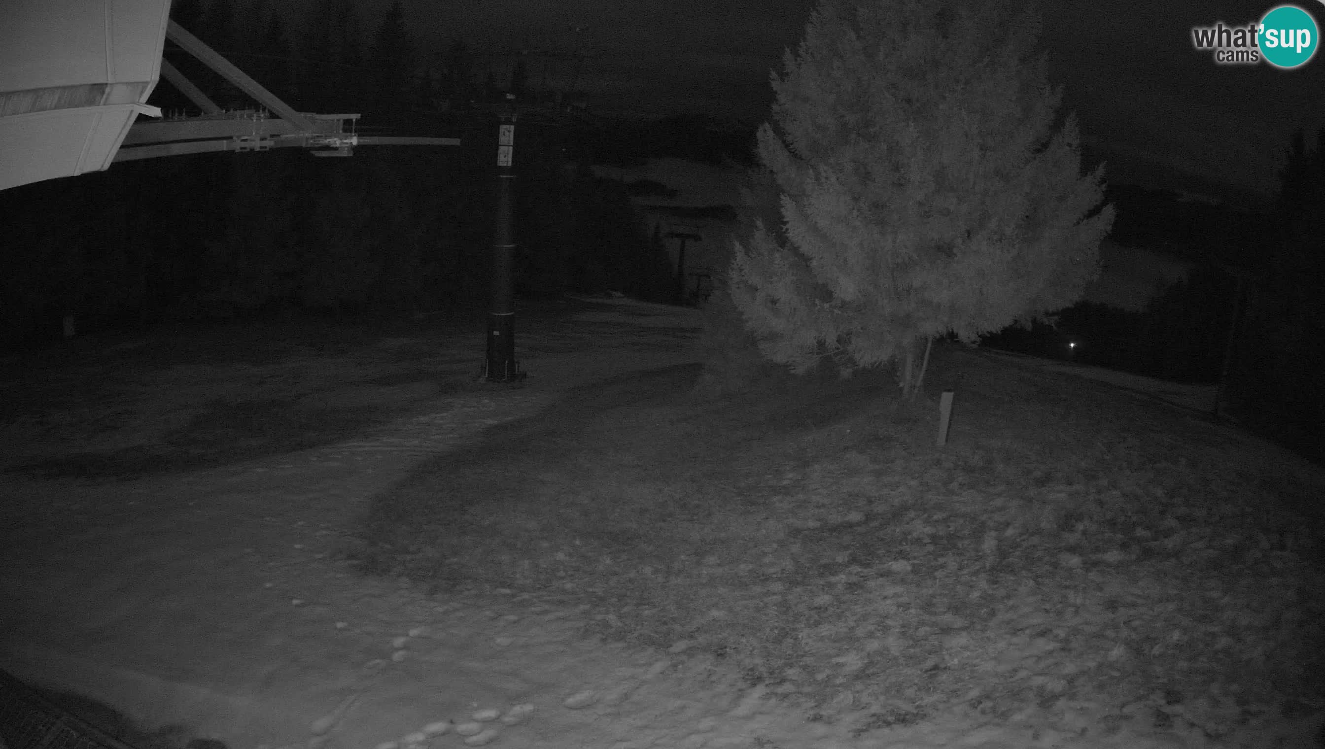 Smušišče Cerkno spletna kamera Lom zgornja proga