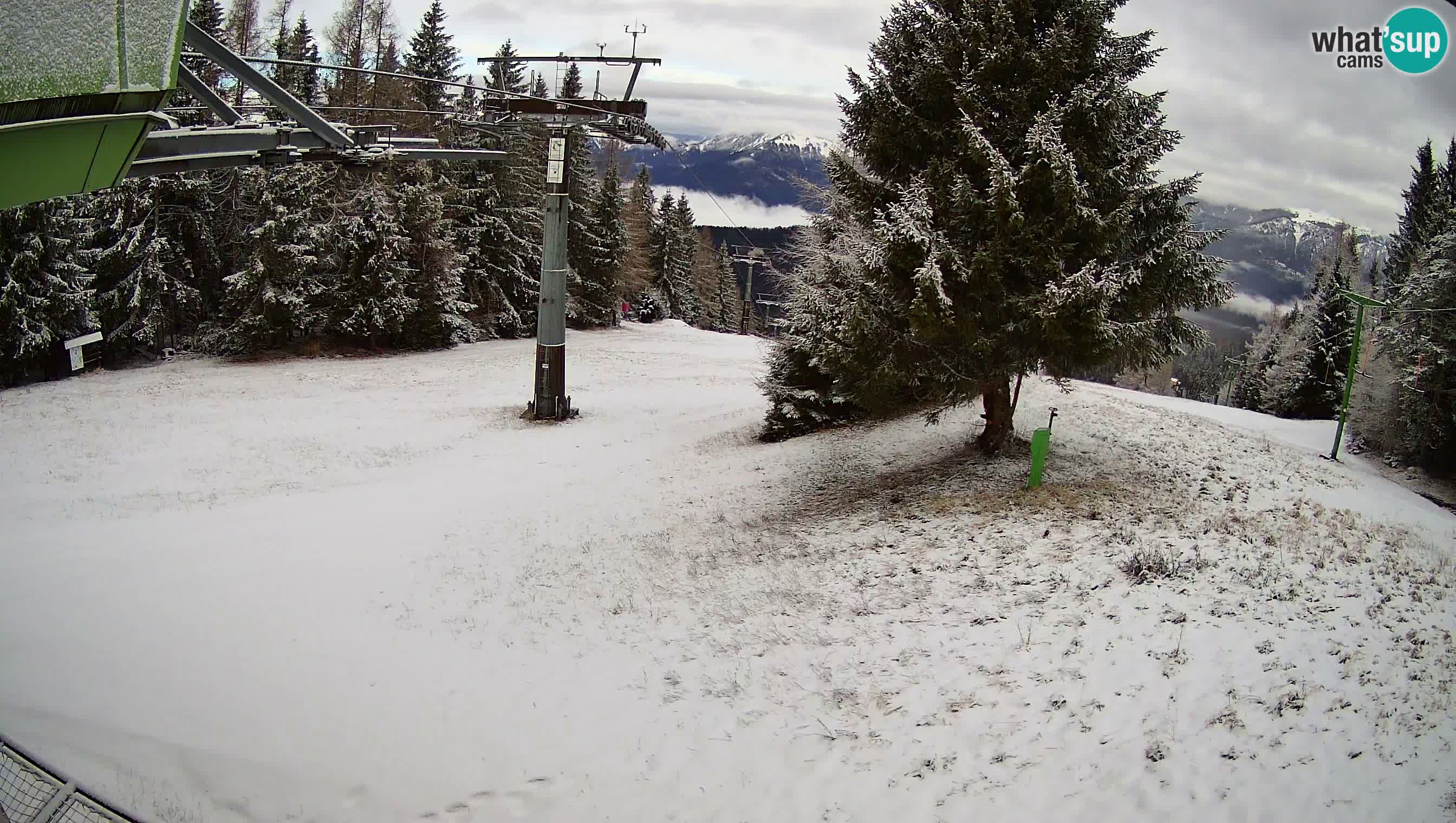 Skijalište Cerkno web kamera Lom – Slovenija