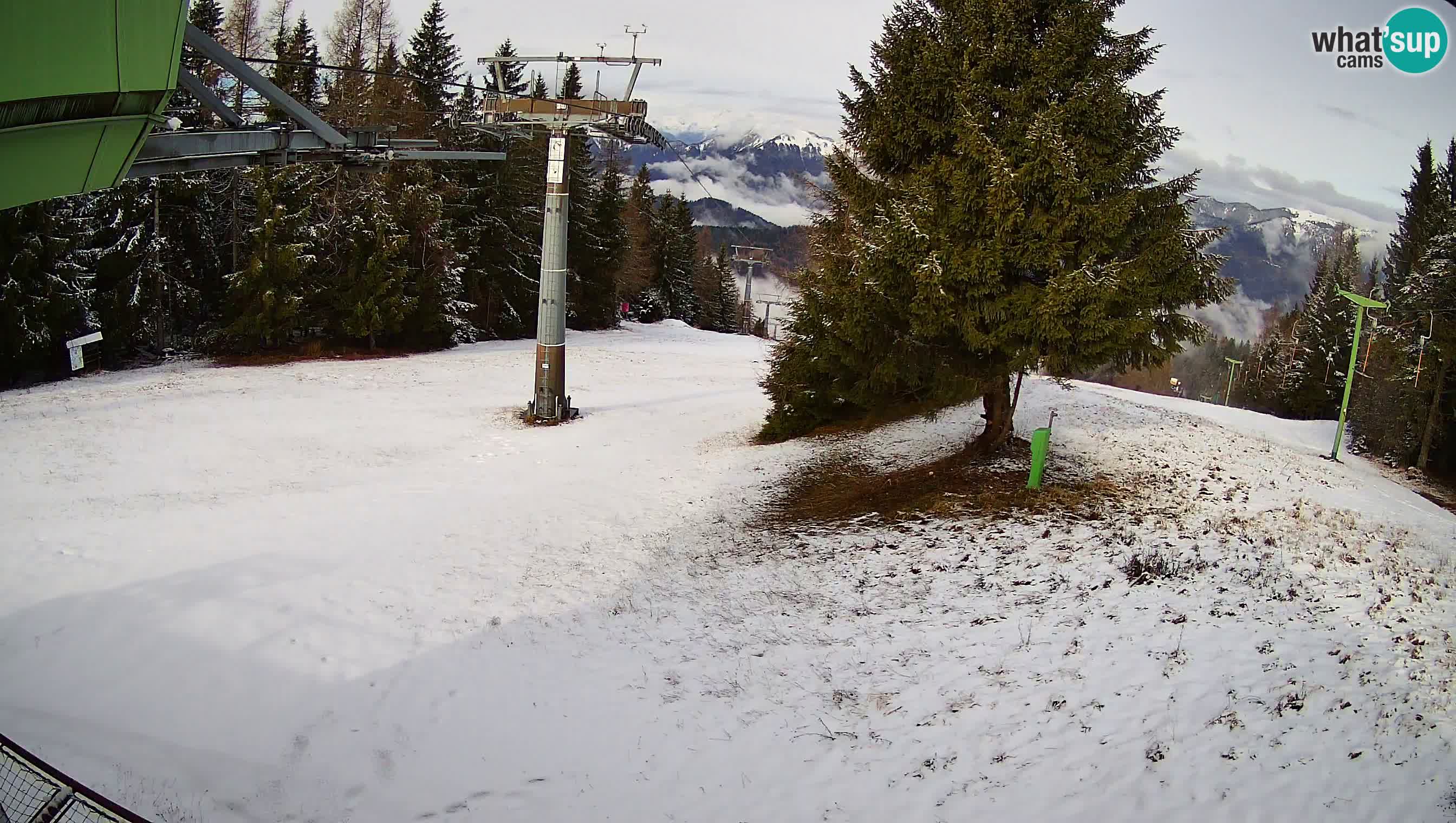 Skijalište Cerkno web kamera Lom – Slovenija