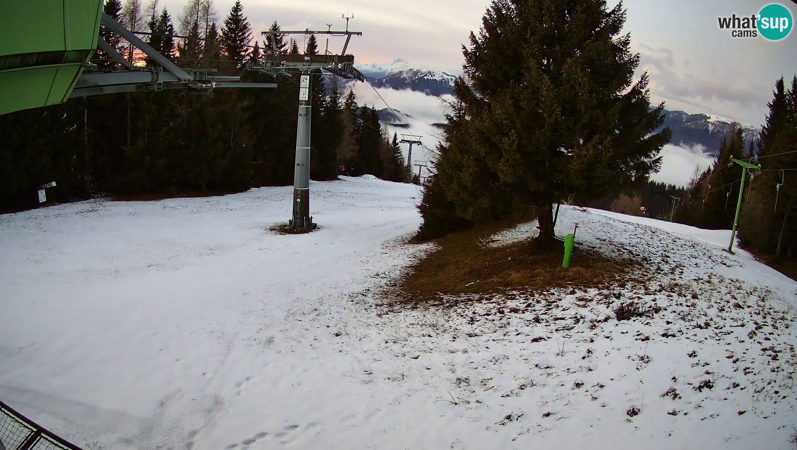 Cámara en vivo Estación de esquí de Cerkno Lom – Eslovenia