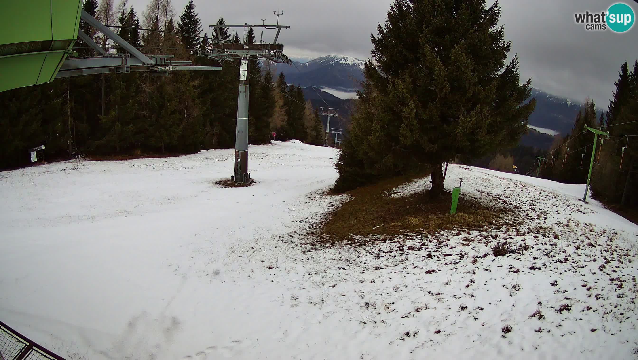Smušišče Cerkno spletna kamera Lom zgornja proga