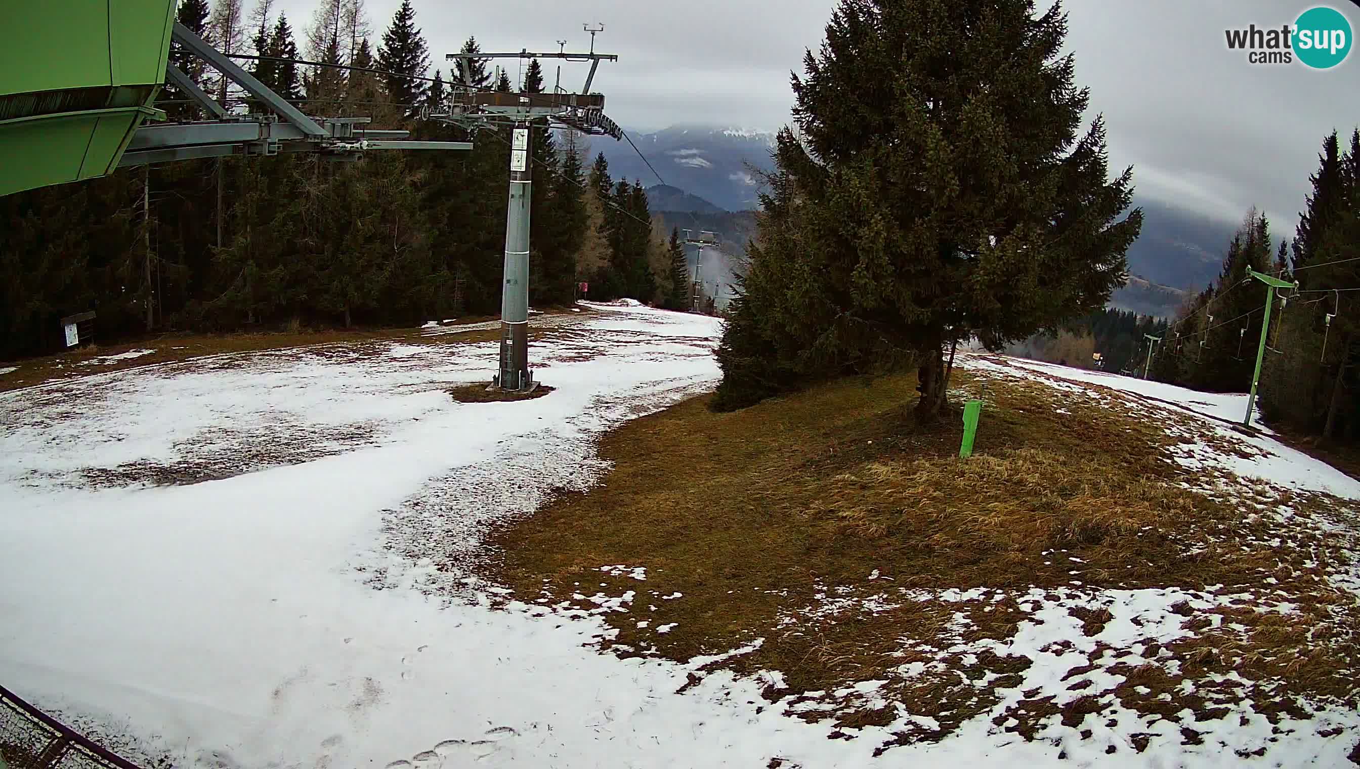 Skijalište Cerkno web kamera Lom – Slovenija