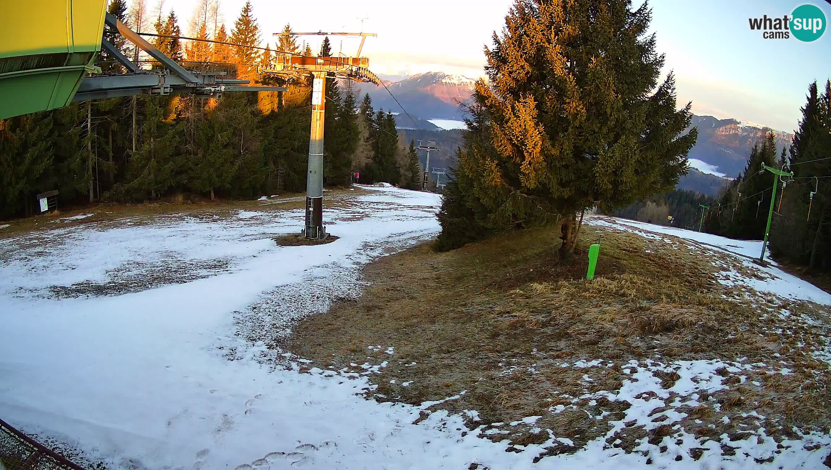 Centre de ski de Cerkno webcam Lom – Slovénie