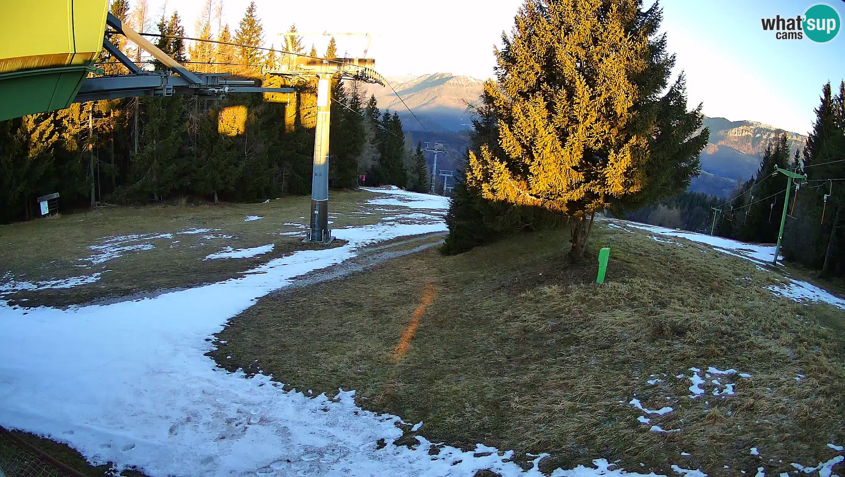 Smušišče Cerkno spletna kamera Lom zgornja proga