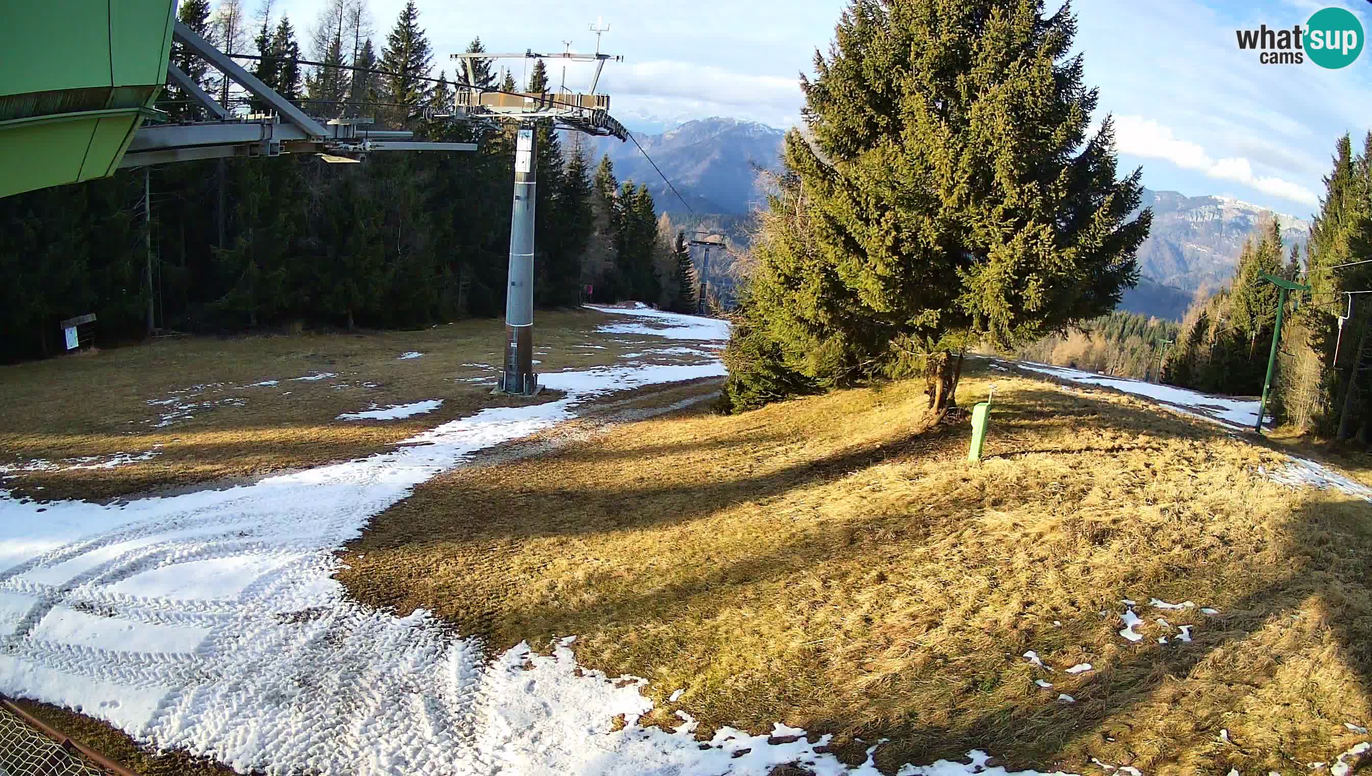 Smušišče Cerkno spletna kamera Lom zgornja proga