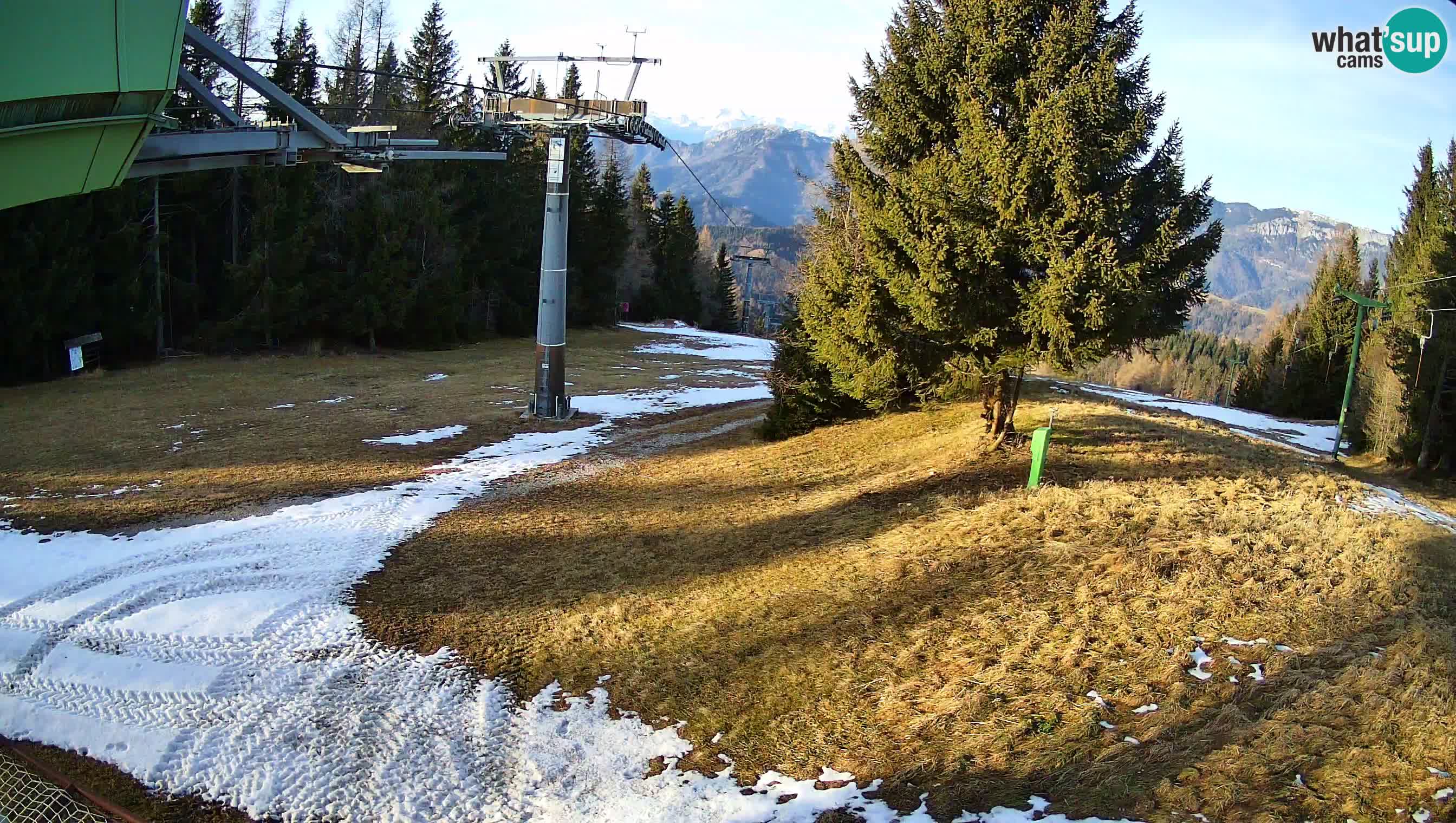 Skijalište Cerkno web kamera Lom – Slovenija