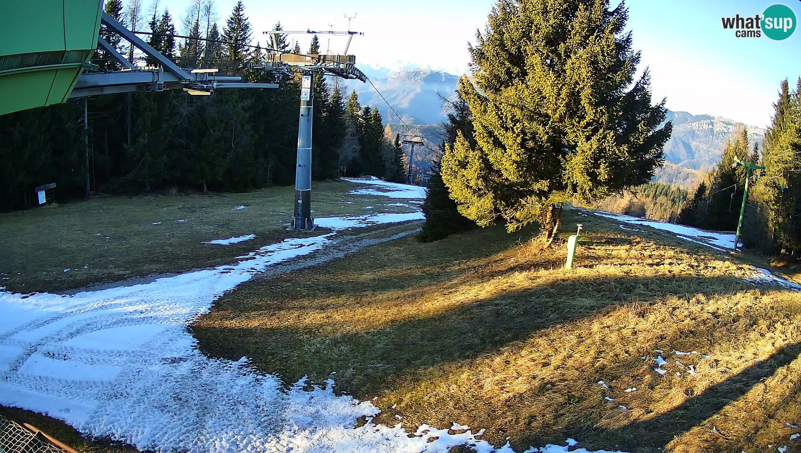 Skijalište Cerkno web kamera Lom – Slovenija