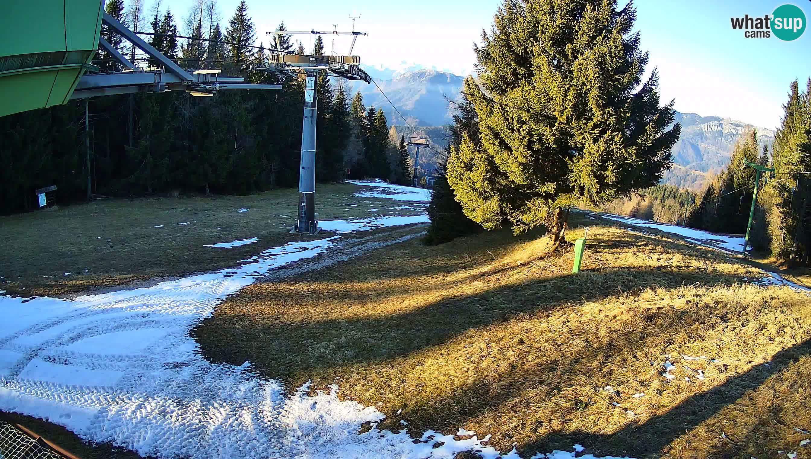 Skijalište Cerkno web kamera Lom – Slovenija