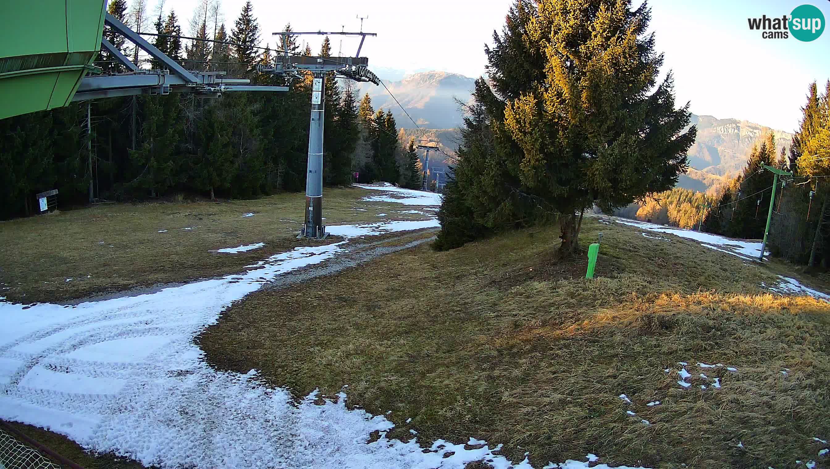 Skijalište Cerkno web kamera Lom – Slovenija