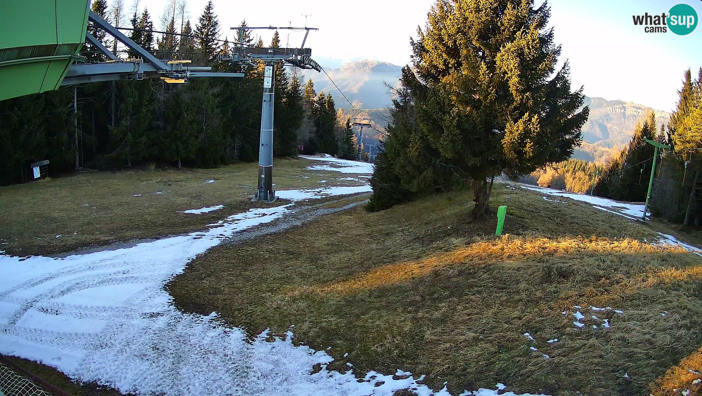 Cámara en vivo Estación de esquí de Cerkno Lom – Eslovenia