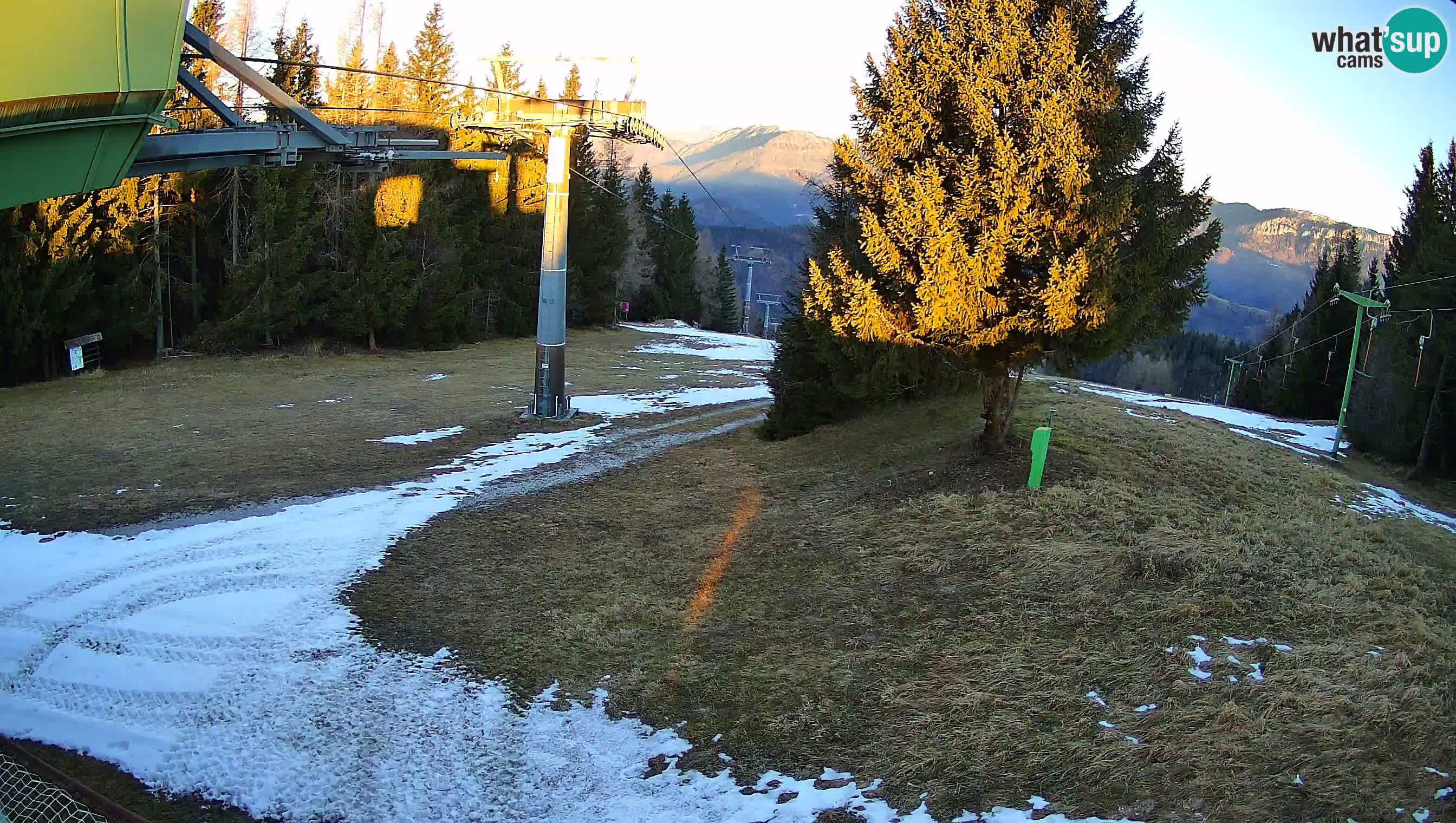Smušišče Cerkno spletna kamera Lom zgornja proga