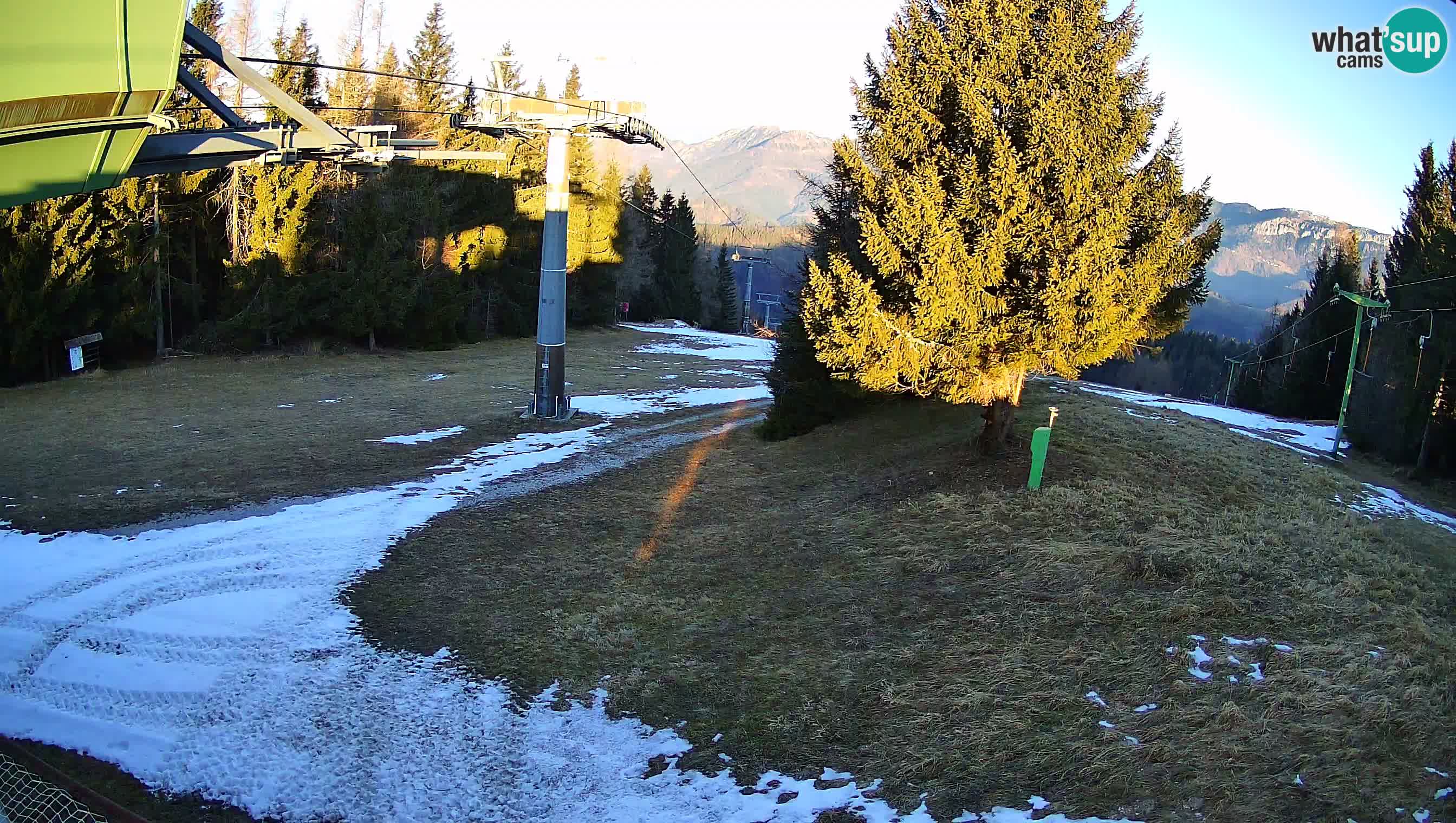 Skizentrum webcam Cerkno Lom – Slowenien