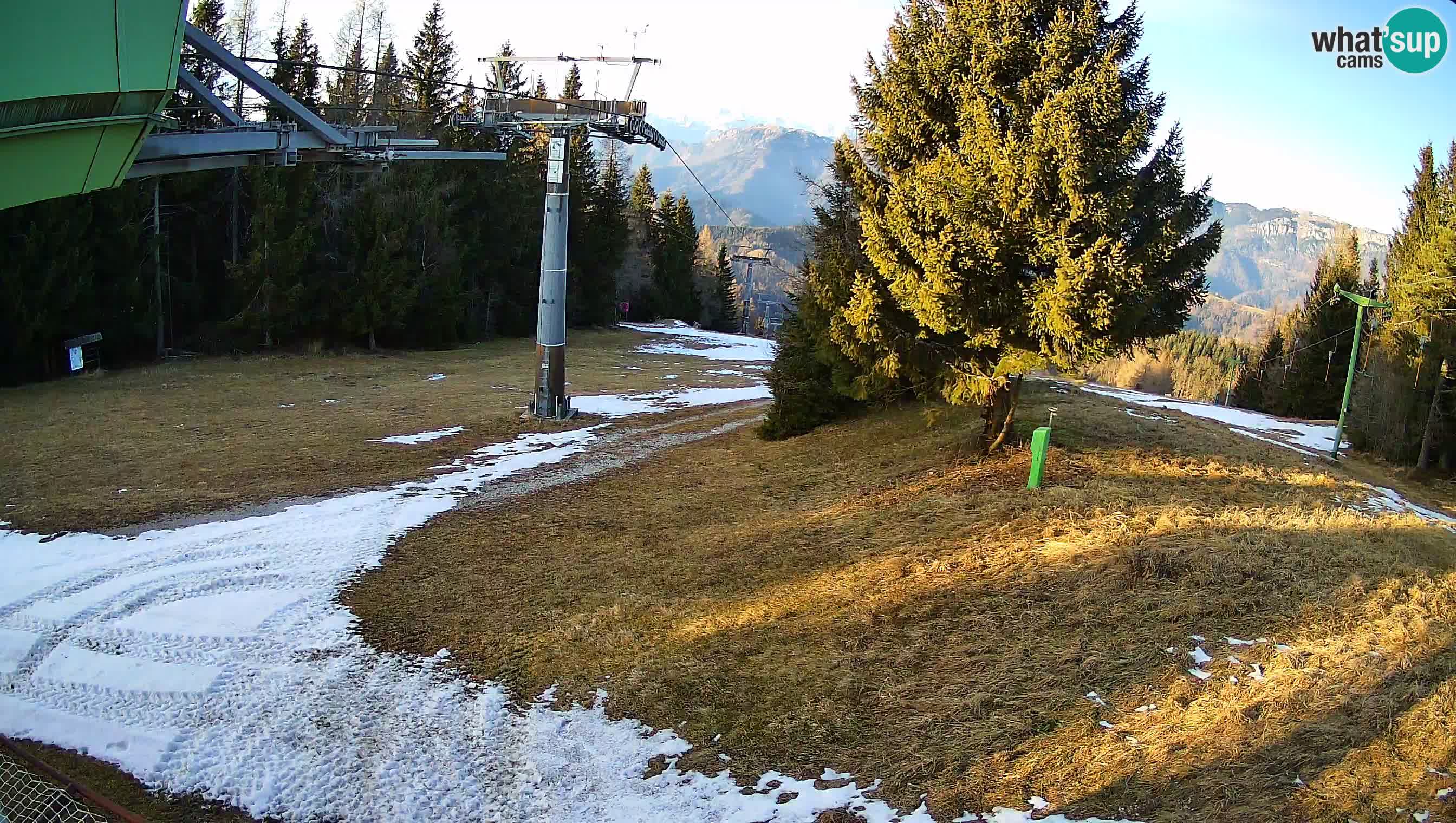 Skizentrum webcam Cerkno Lom – Slowenien