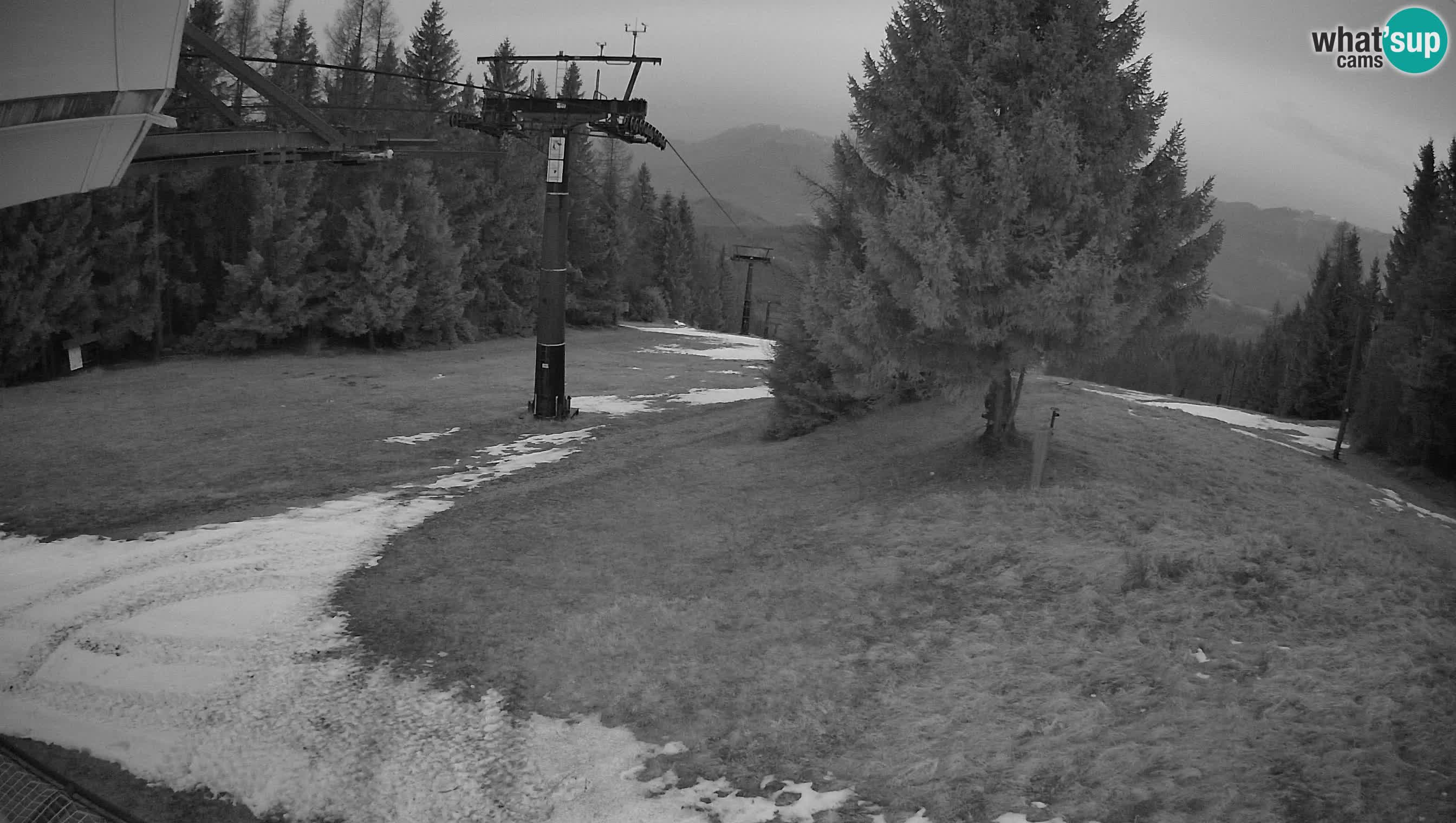 Smušišče Cerkno spletna kamera Lom zgornja proga