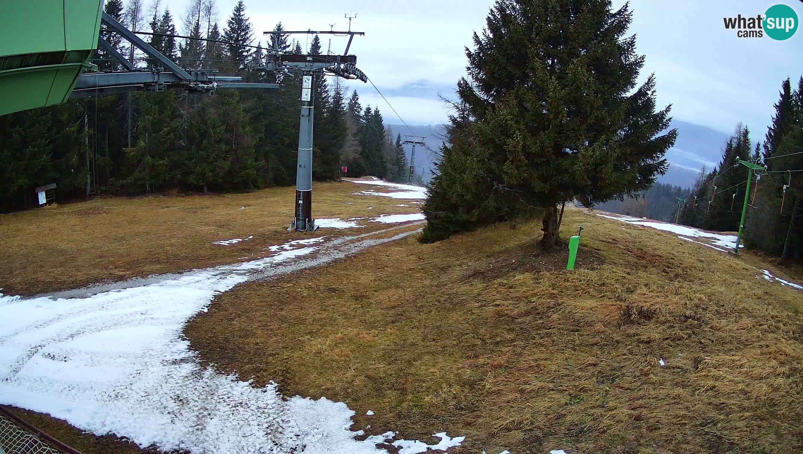 Skijalište Cerkno web kamera Lom – Slovenija