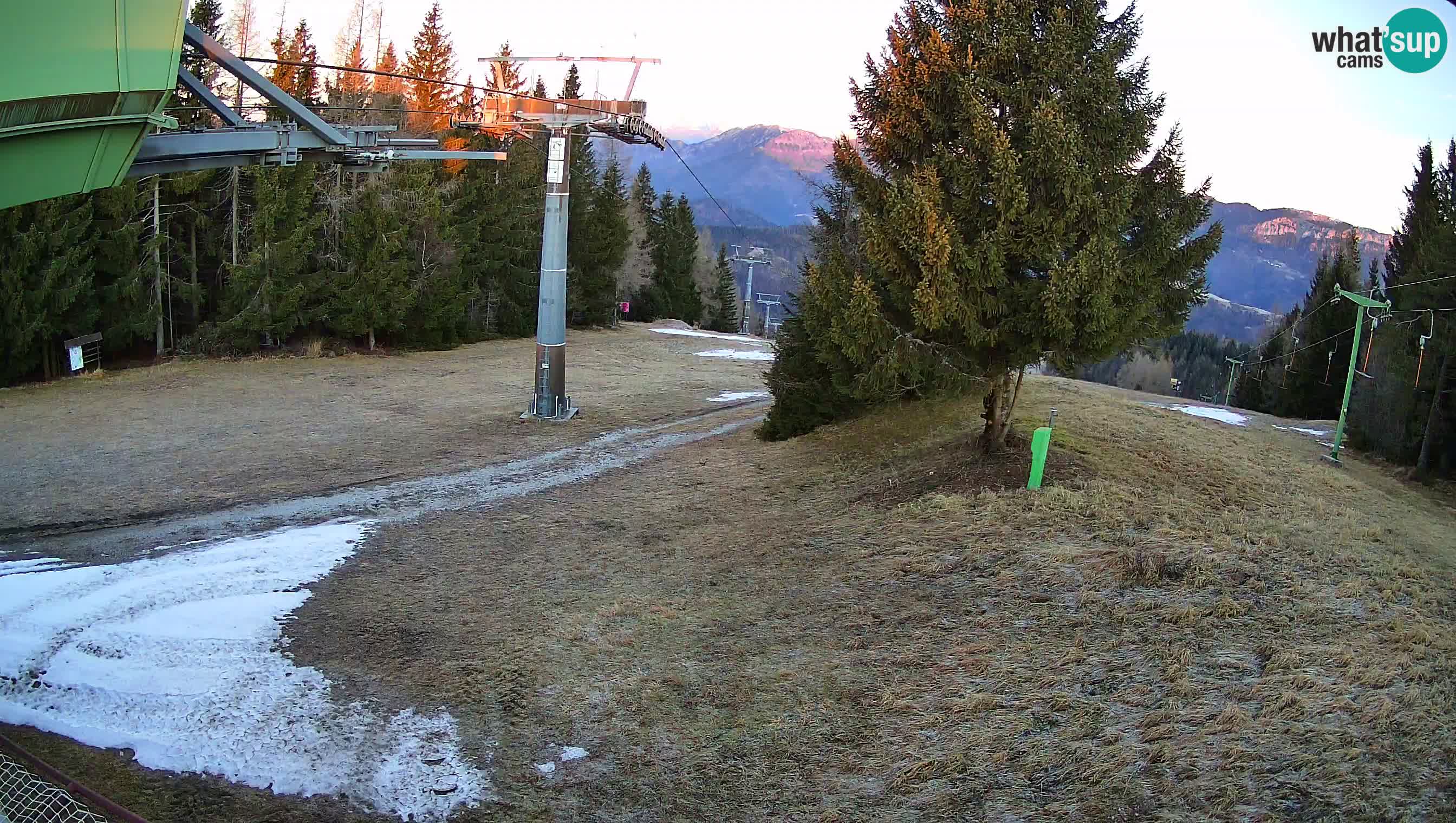 Cámara en vivo Estación de esquí de Cerkno Lom – Eslovenia