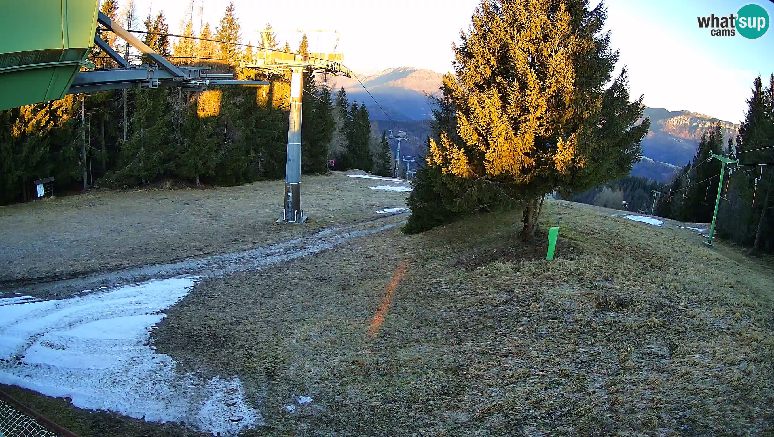 Smušišče Cerkno spletna kamera Lom zgornja proga