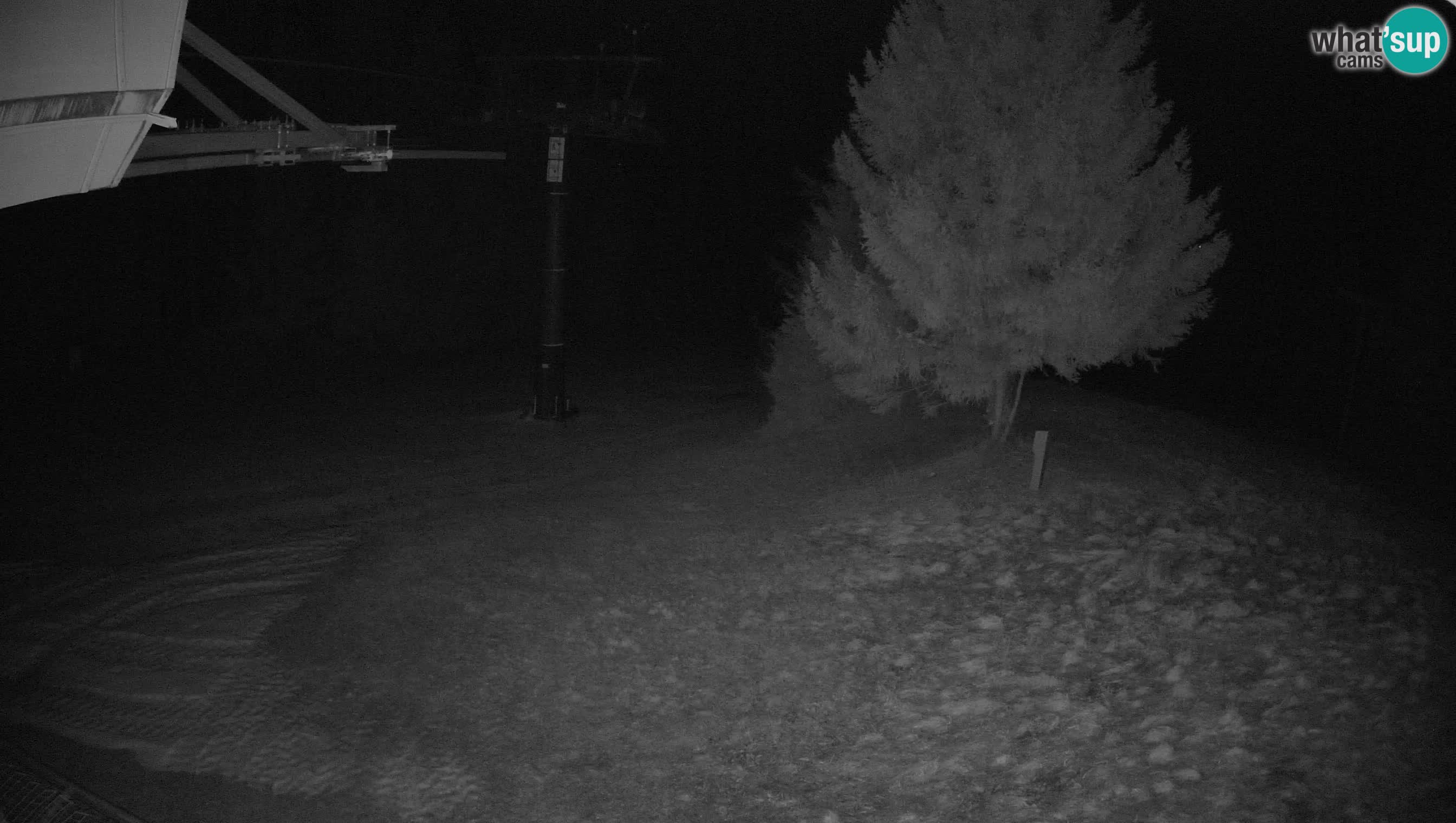 Smušišče Cerkno spletna kamera Lom zgornja proga