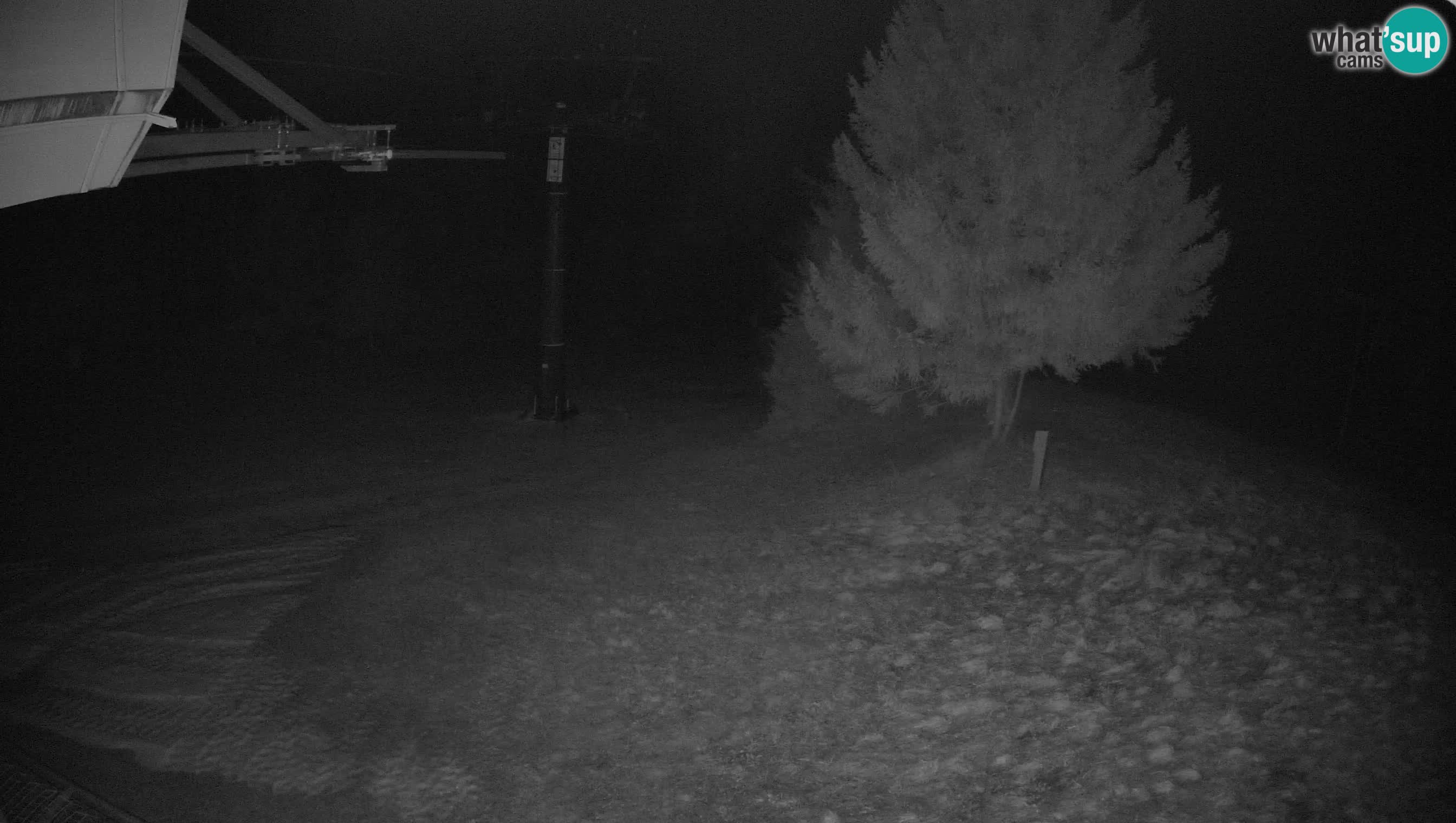 Smušišče Cerkno spletna kamera Lom zgornja proga