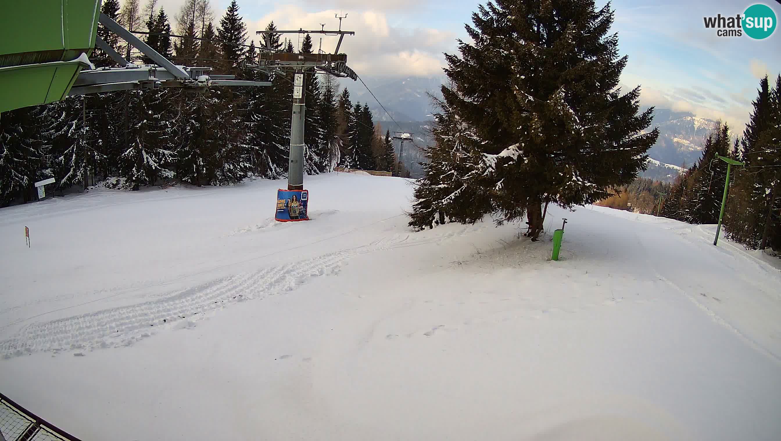 Smušišče Cerkno spletna kamera Lom zgornja proga