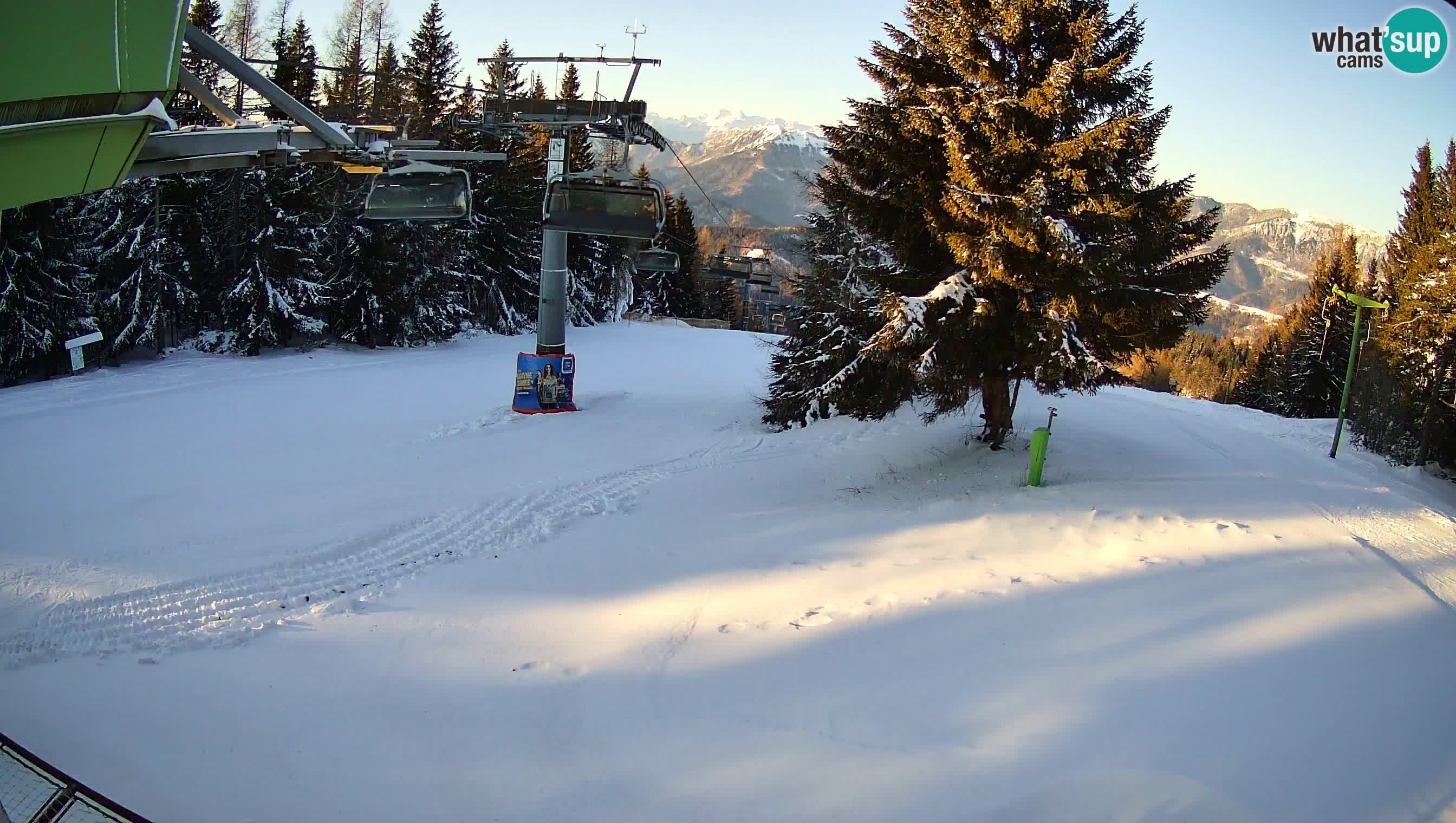 Smušišče Cerkno spletna kamera Lom zgornja proga