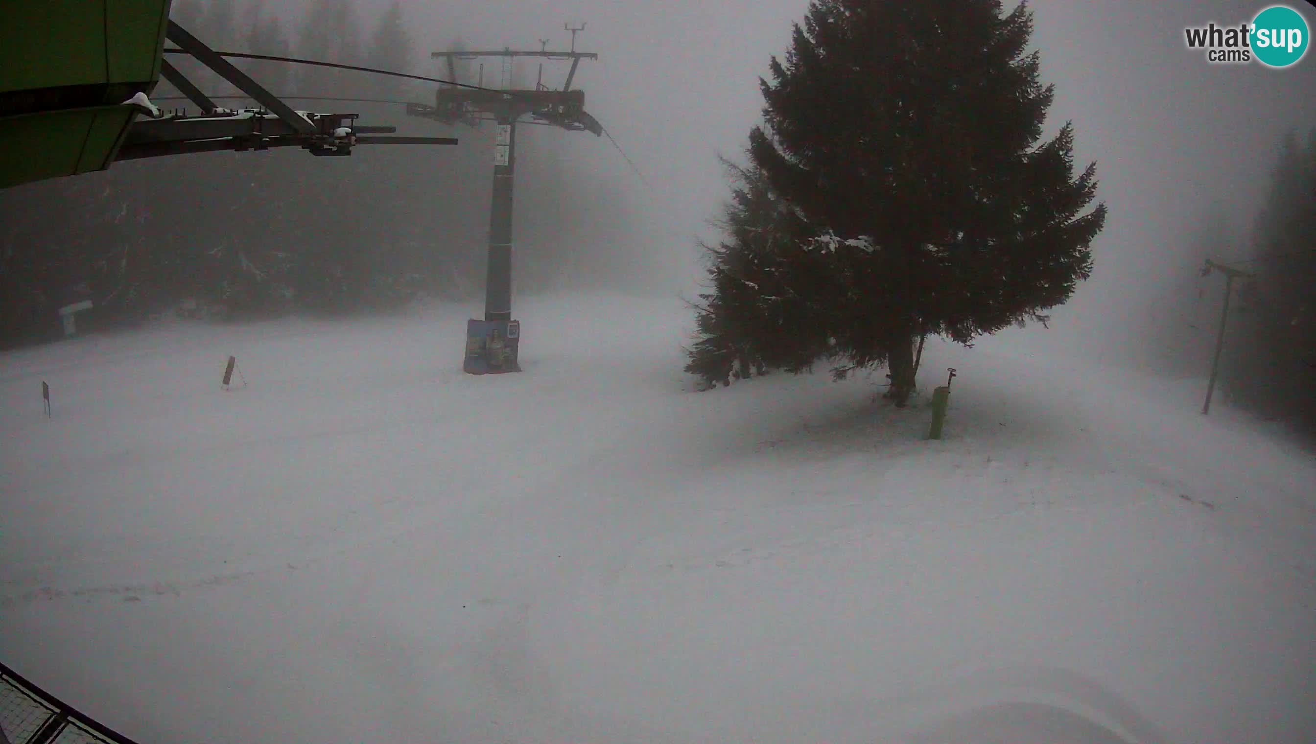 Skizentrum webcam Cerkno Lom – Slowenien