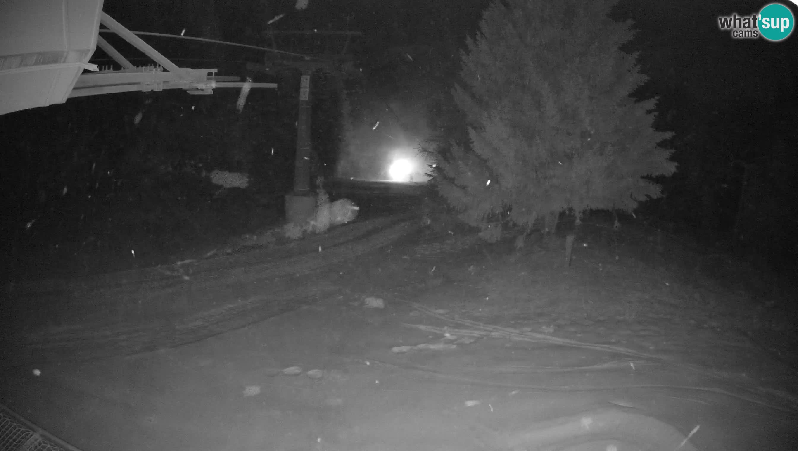 Smušišče Cerkno spletna kamera Lom zgornja proga