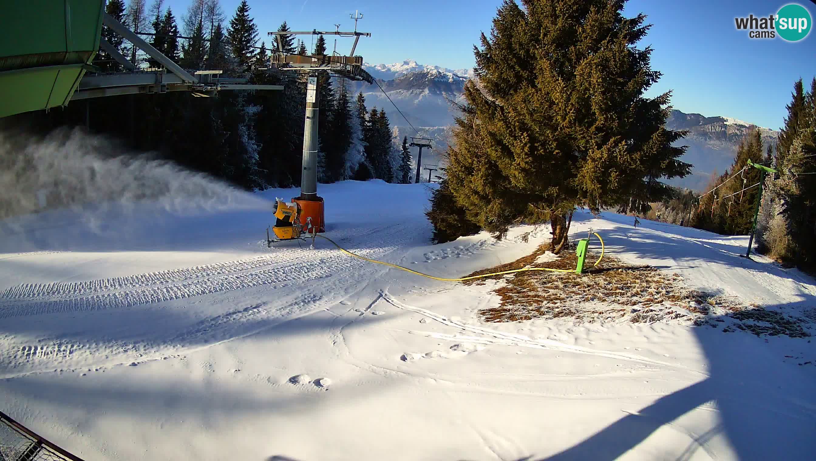 Skijalište Cerkno web kamera Lom – Slovenija