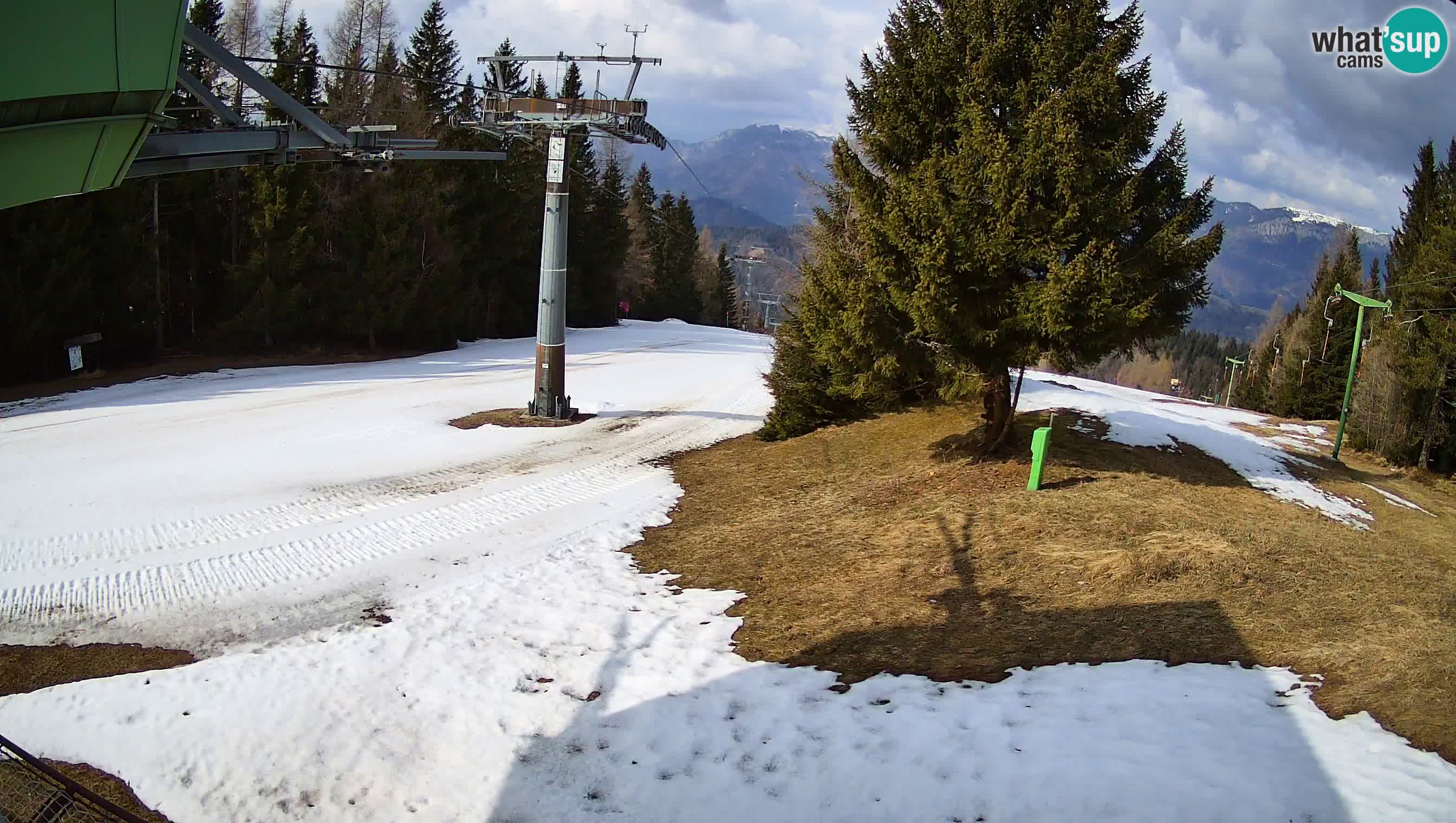 Skijalište Cerkno web kamera Lom – Slovenija