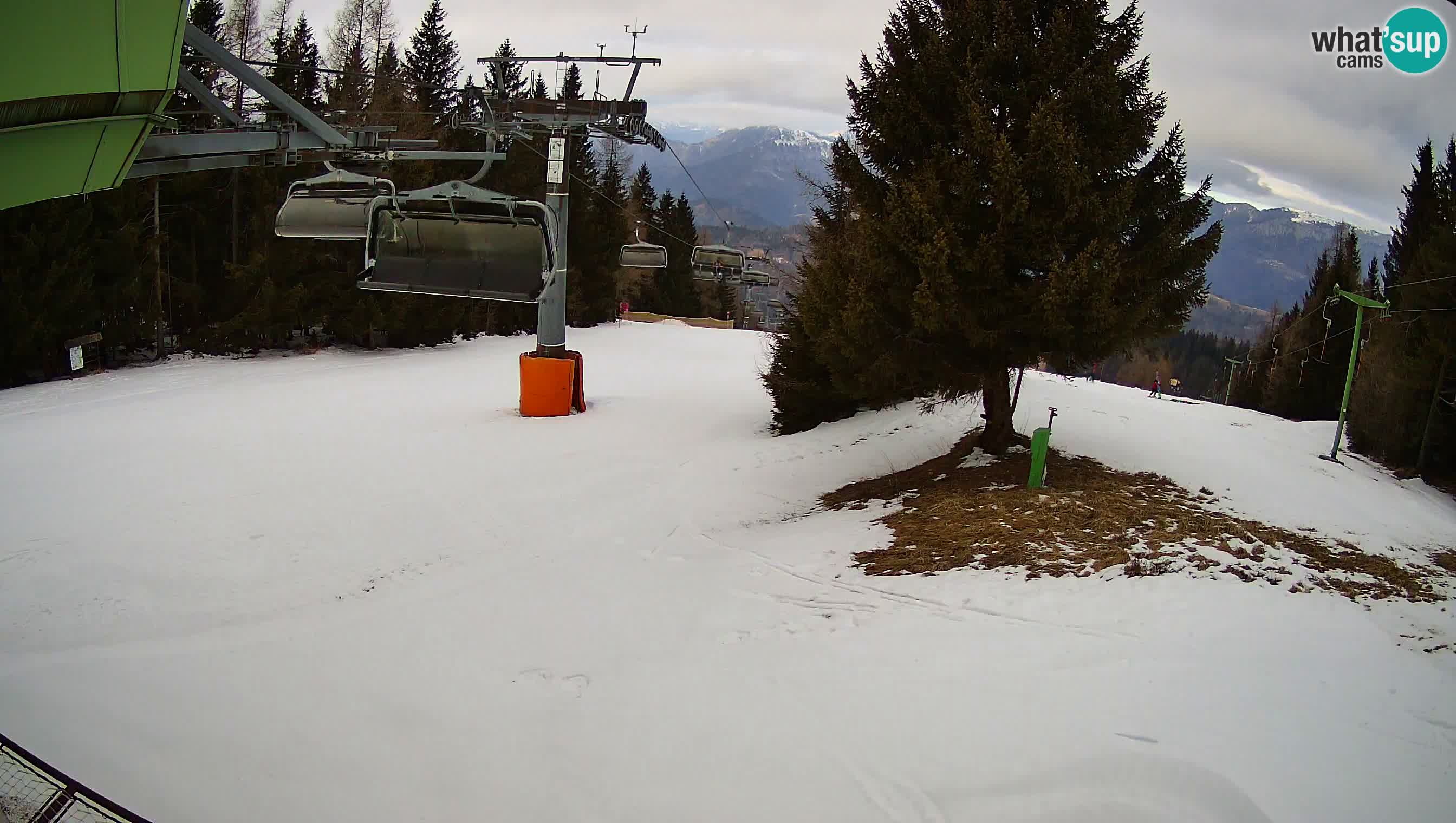 Smušišče Cerkno spletna kamera Lom zgornja proga