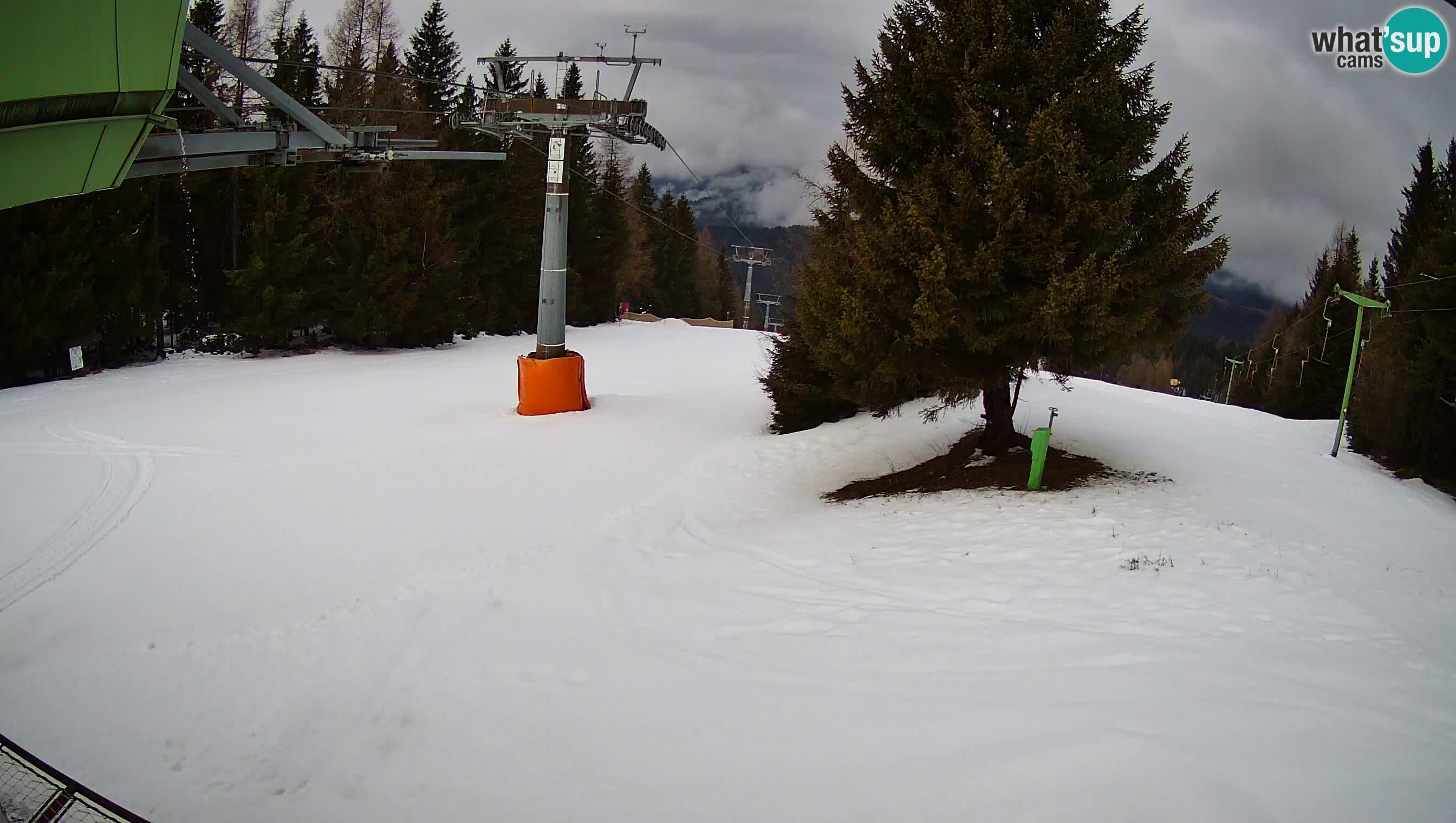 Cámara en vivo Estación de esquí de Cerkno Lom – Eslovenia