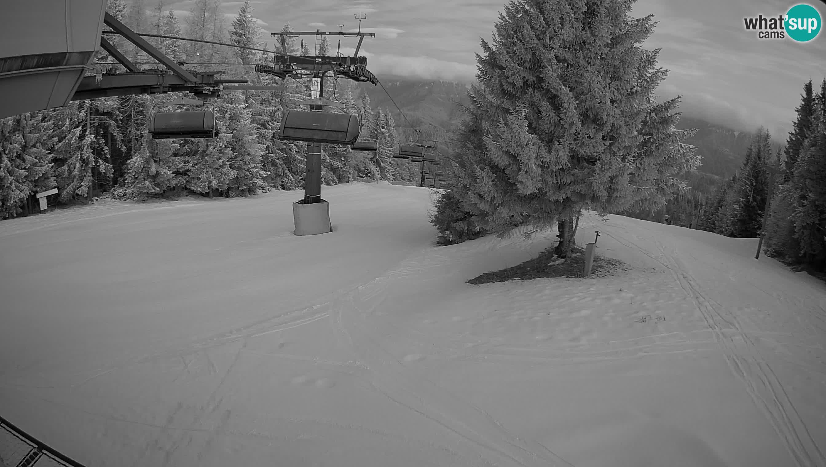 Skizentrum webcam Cerkno Lom – Slowenien