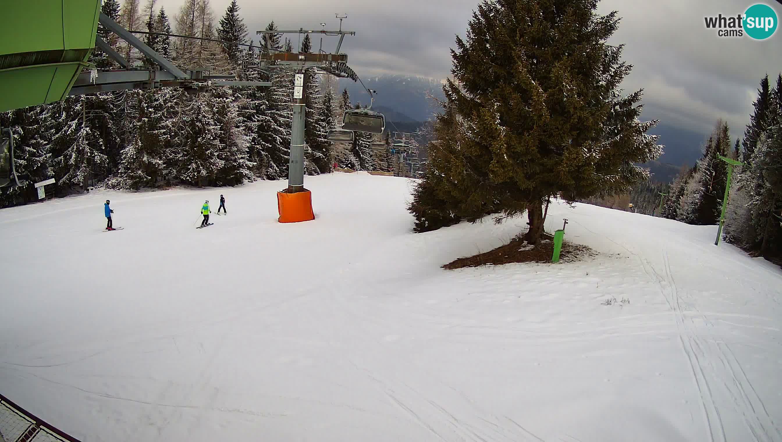 Cámara en vivo Estación de esquí de Cerkno Lom – Eslovenia