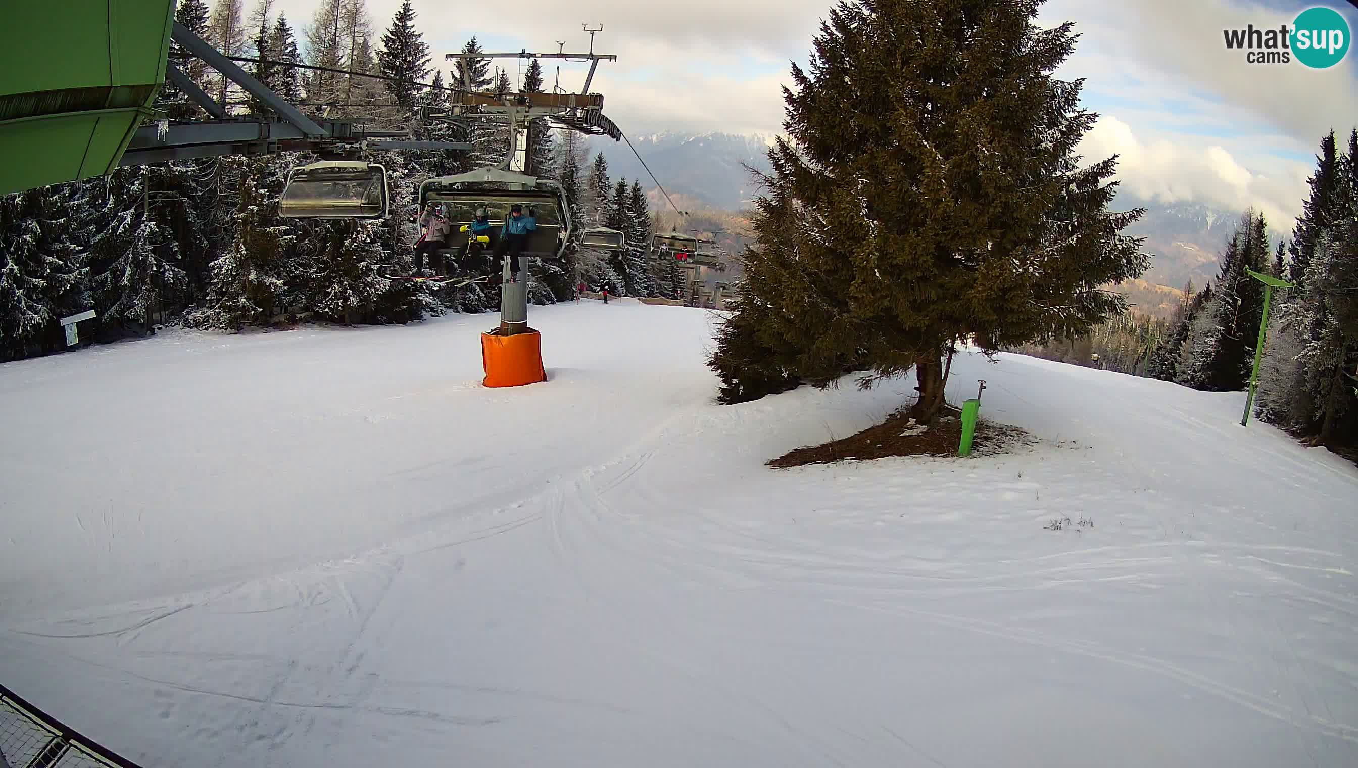 Skijalište Cerkno web kamera Lom – Slovenija