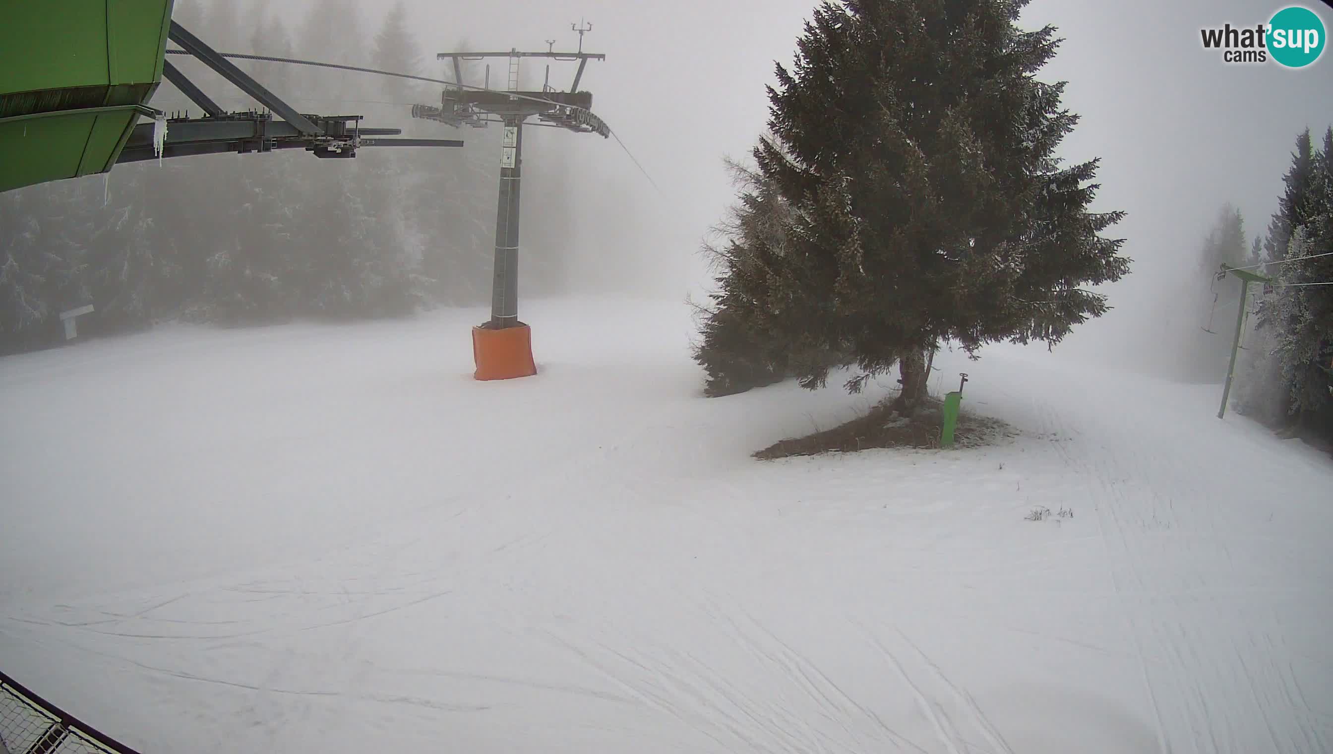 Cámara en vivo Estación de esquí de Cerkno Lom – Eslovenia