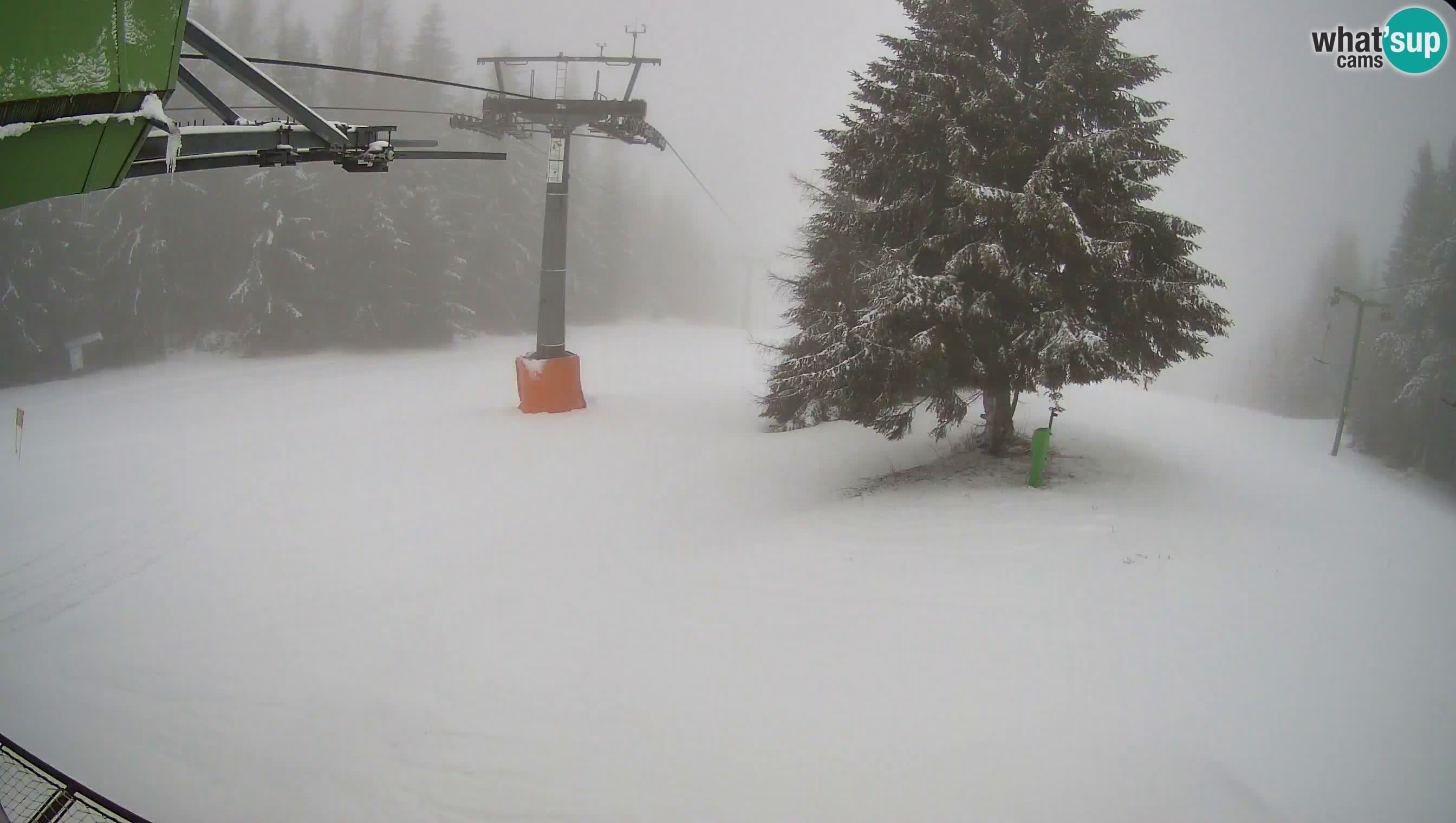 Skizentrum webcam Cerkno Lom – Slowenien